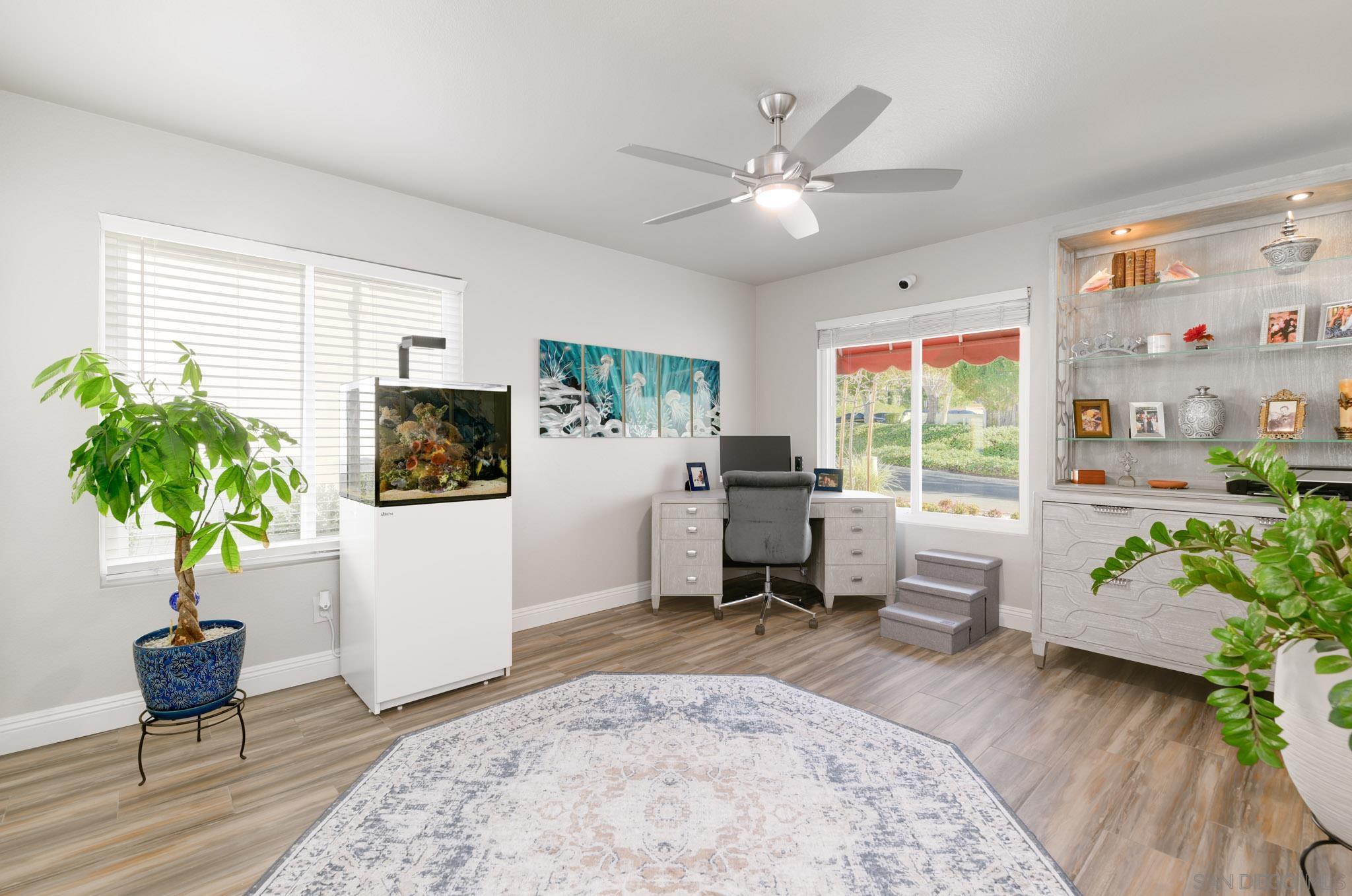 Detail Gallery Image 13 of 27 For 2227  Medina Gln, Escondido,  CA 92026 - 2 Beds | 2 Baths