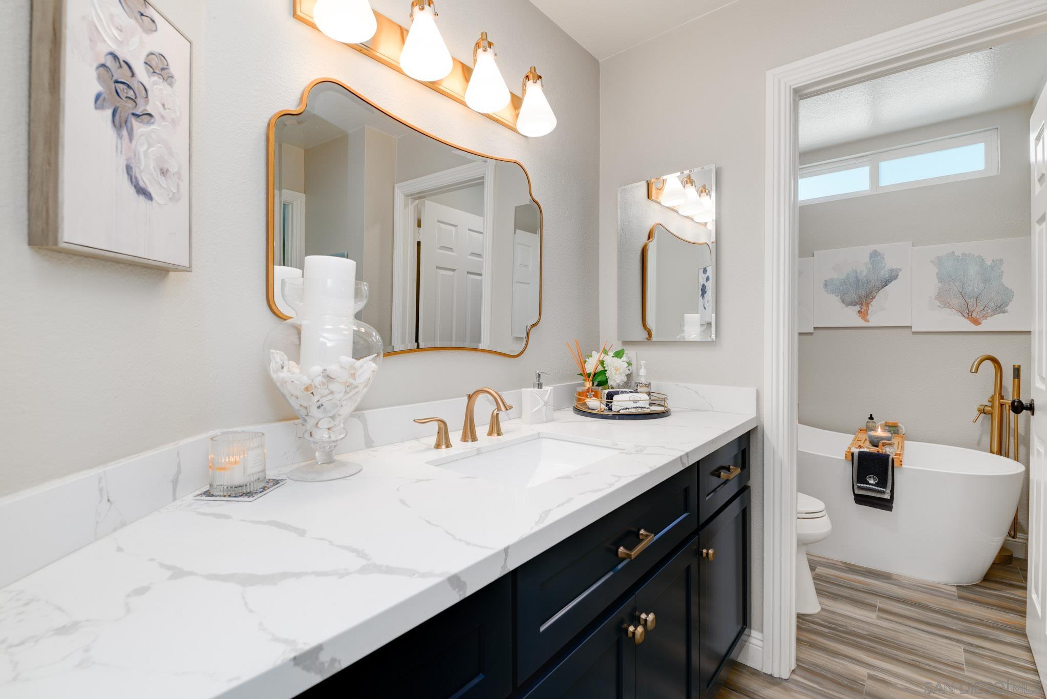 Detail Gallery Image 14 of 27 For 2227  Medina Gln, Escondido,  CA 92026 - 2 Beds | 2 Baths