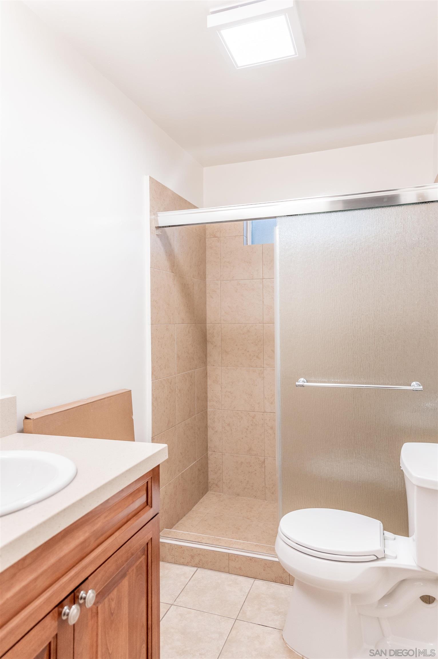 Detail Gallery Image 13 of 20 For 1309 E 1st Street, National City,  CA 91950 - 3 Beds | 1 Baths