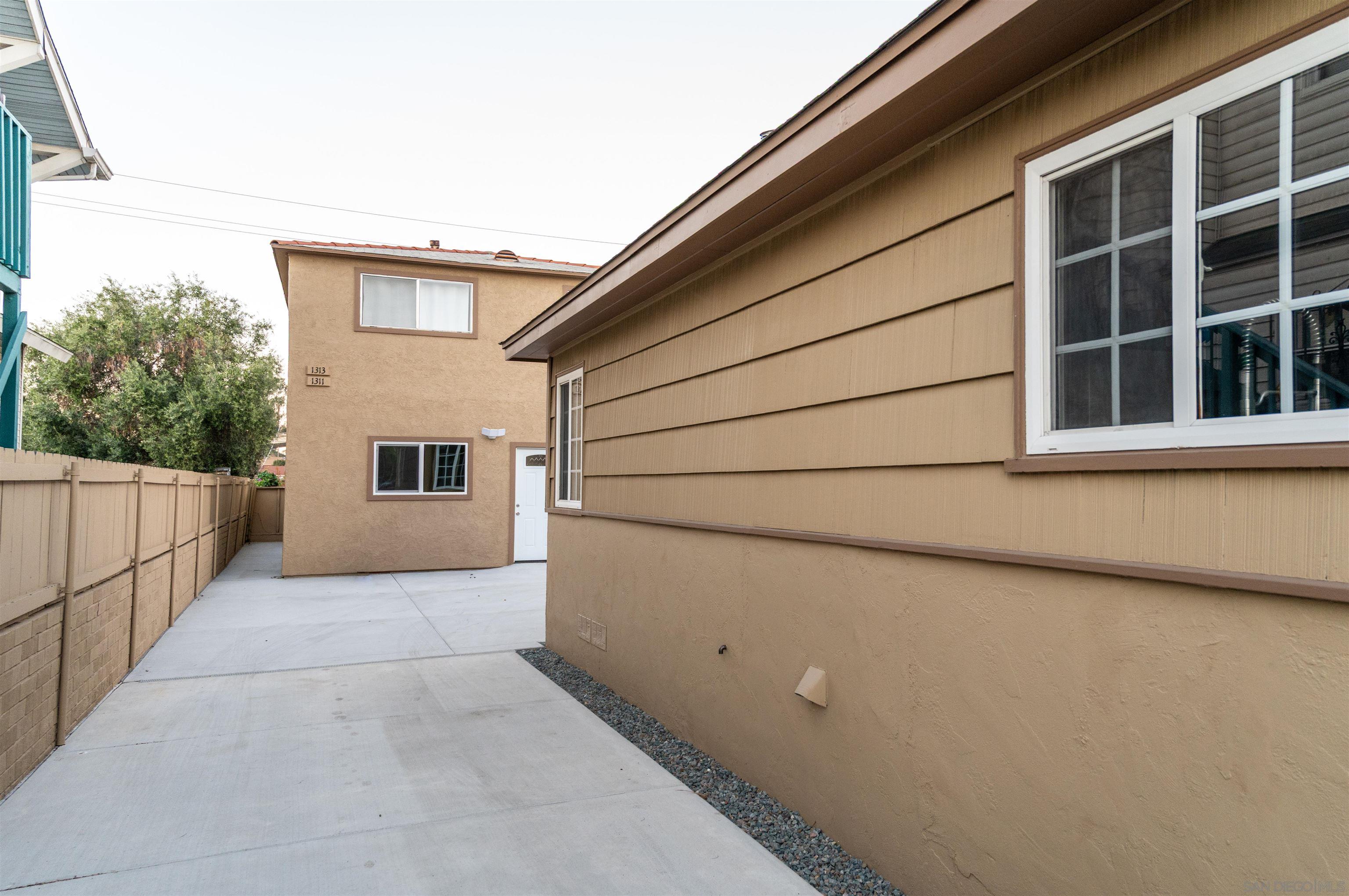 Detail Gallery Image 14 of 20 For 1309 E 1st Street, National City,  CA 91950 - 3 Beds | 1 Baths