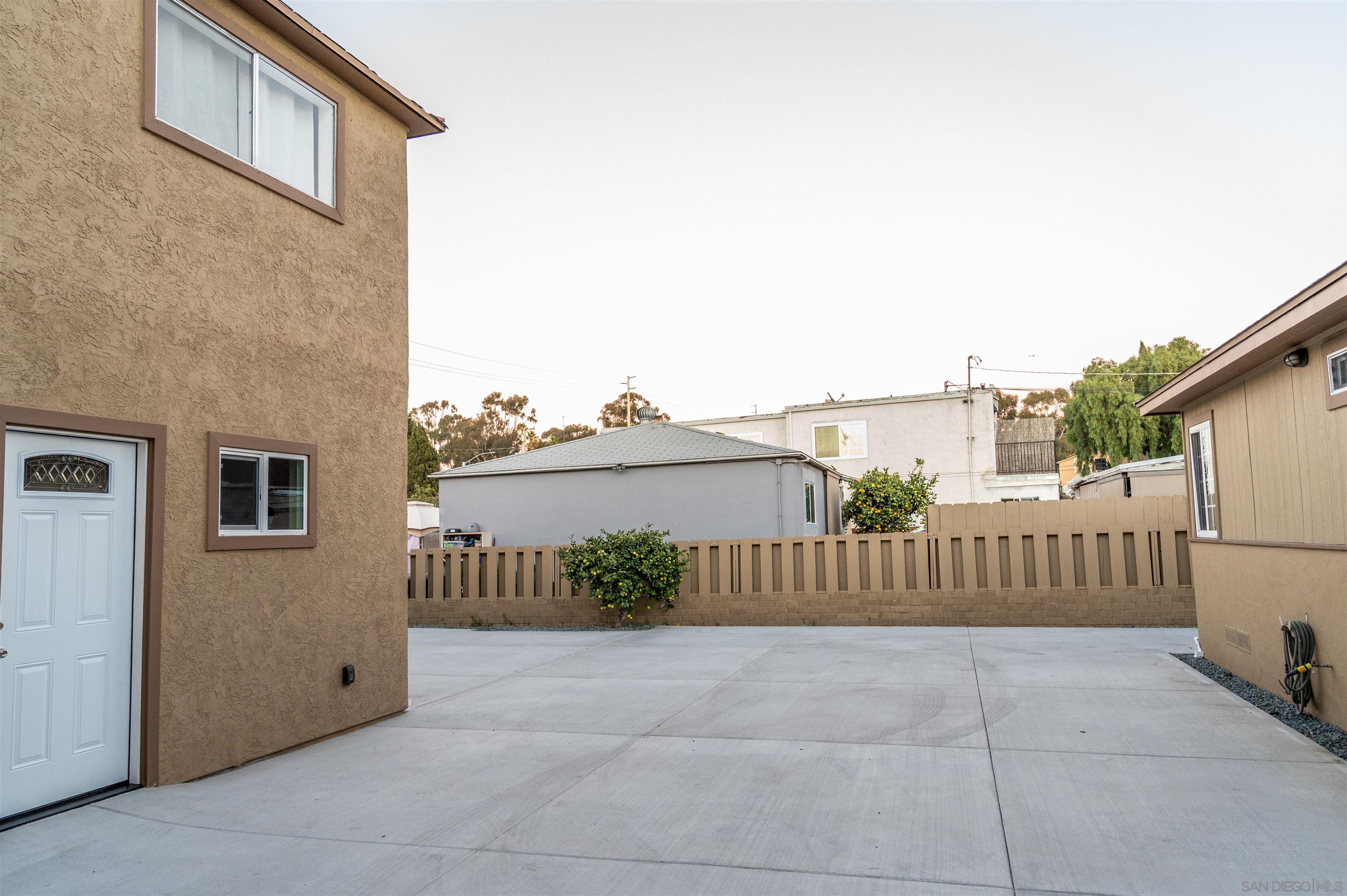 Detail Gallery Image 15 of 20 For 1309 E 1st Street, National City,  CA 91950 - 3 Beds | 1 Baths