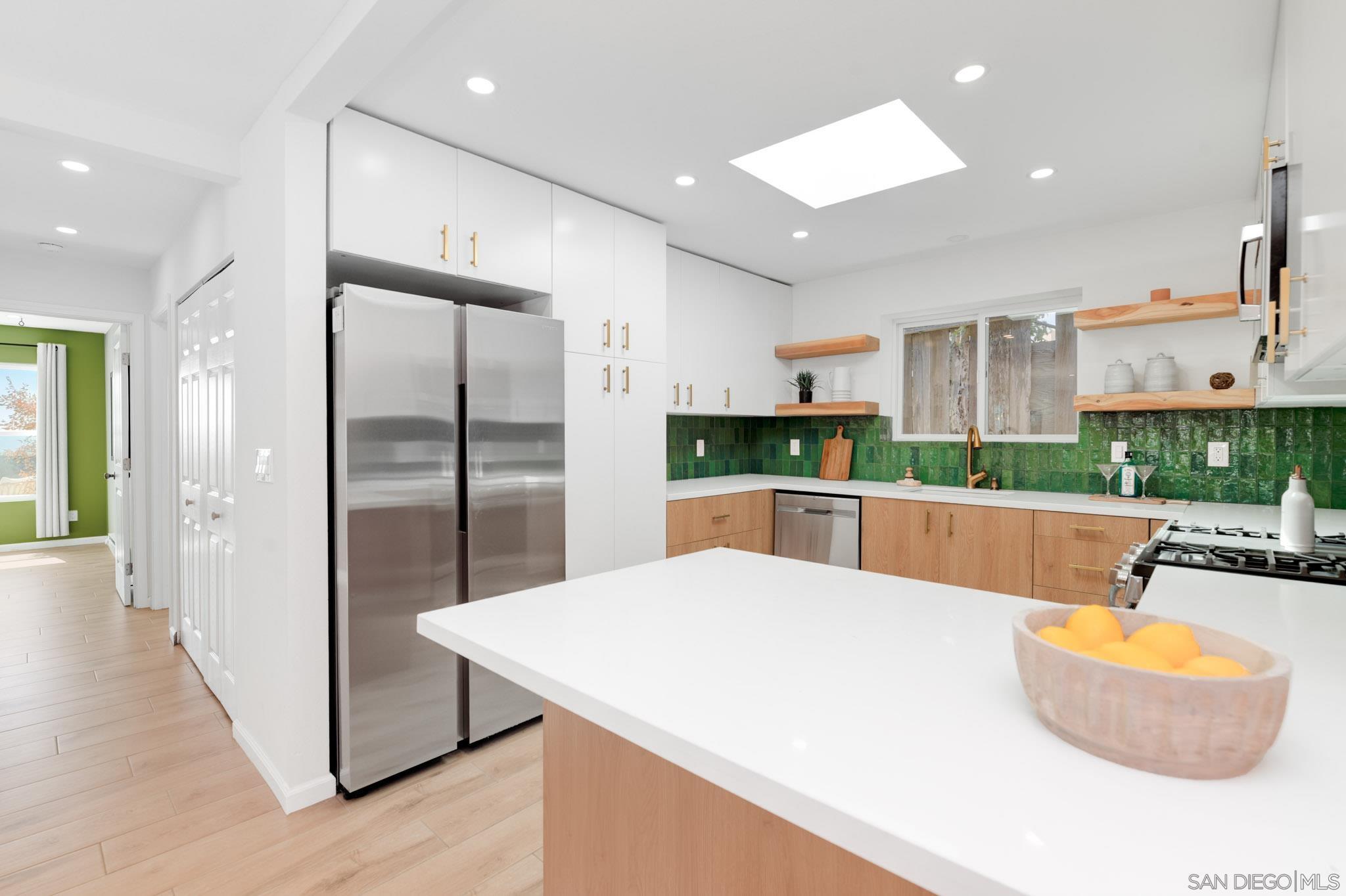 Detail Gallery Image 19 of 30 For 1129  Bonita Dr, Encinitas,  CA 92024 - – Beds | – Baths