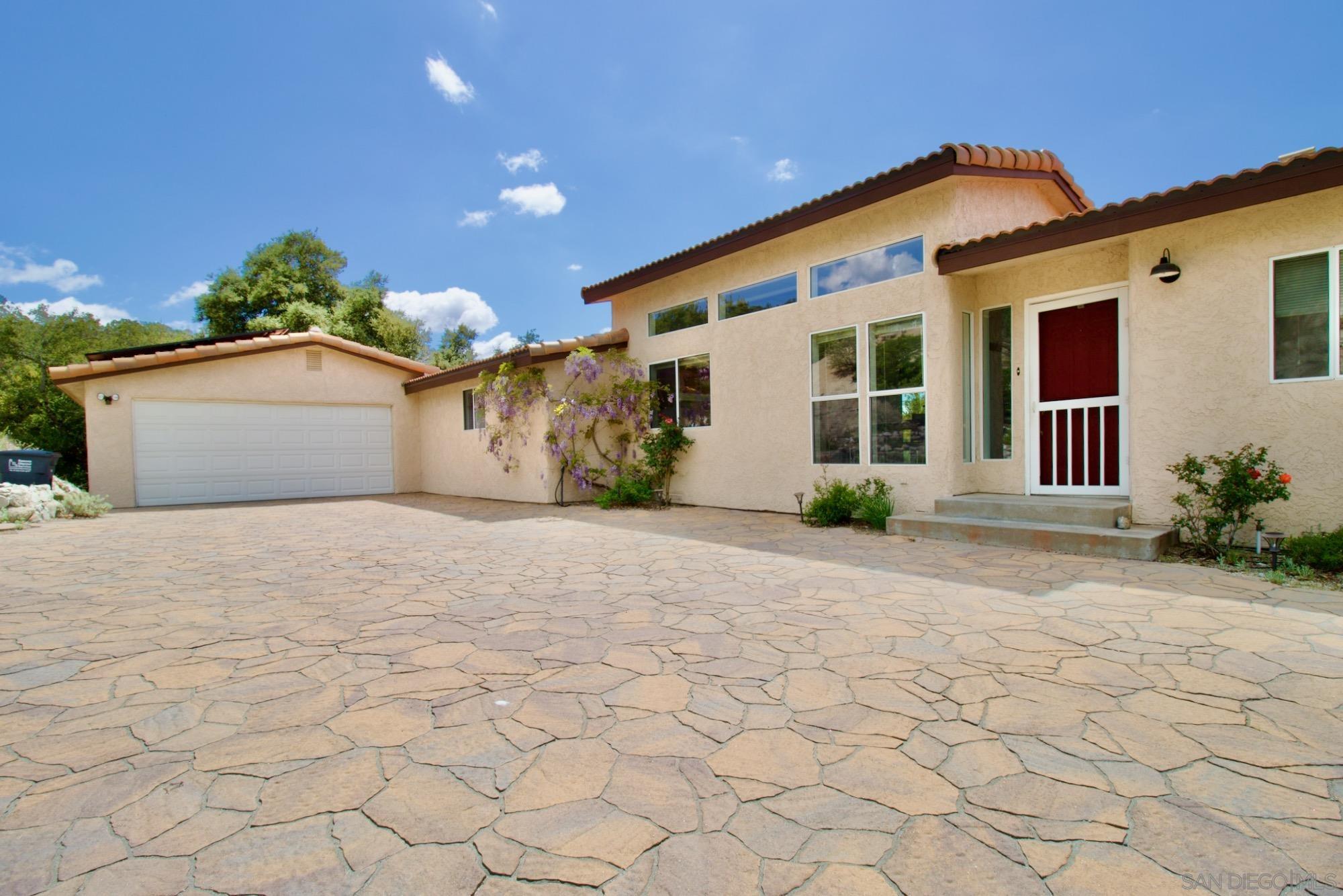 Detail Gallery Image 2 of 38 For 32137  Cerrada Del Coyote, Warner Springs,  CA 92086 - 3 Beds | 3 Baths