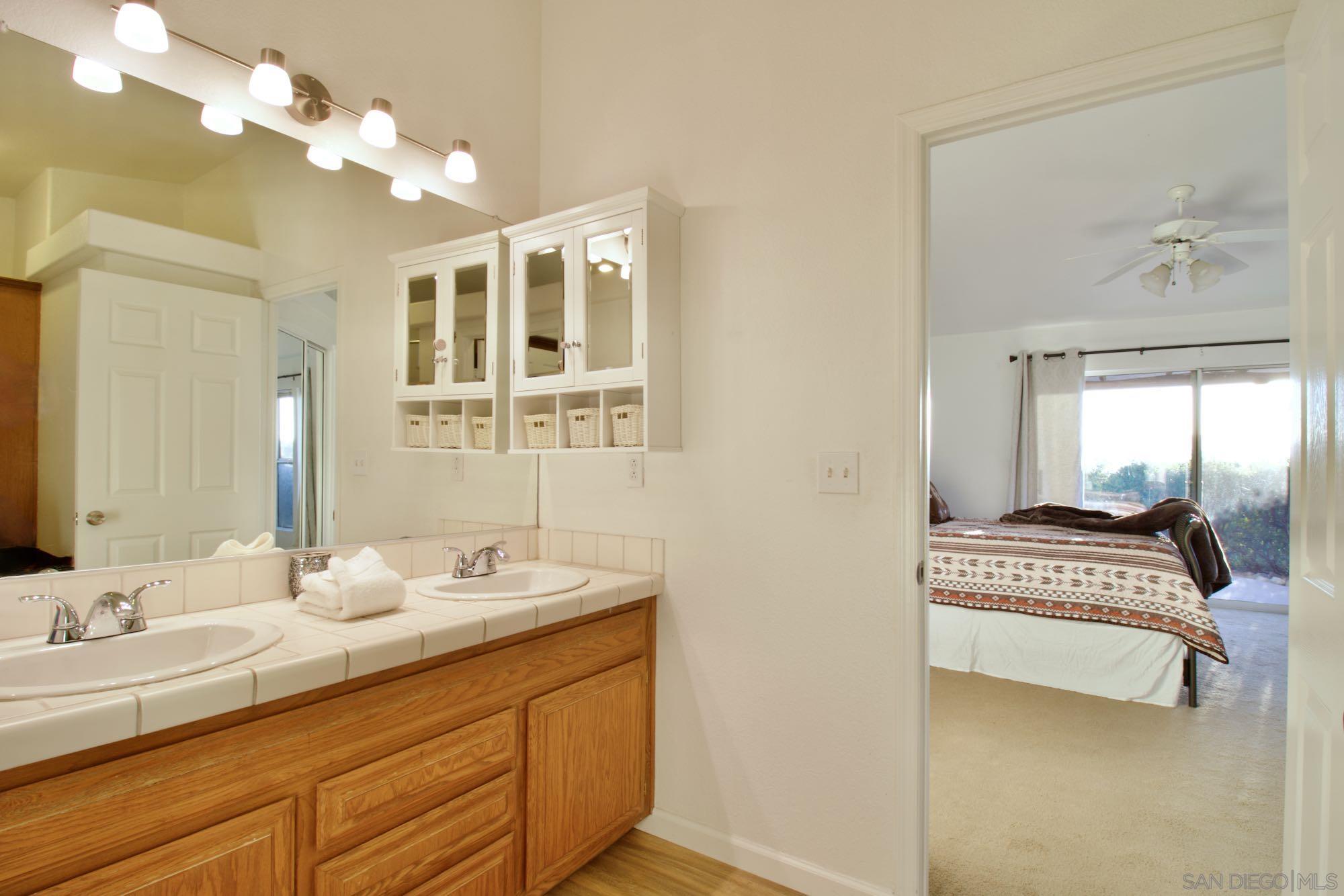 Detail Gallery Image 10 of 38 For 32137  Cerrada Del Coyote, Warner Springs,  CA 92086 - 3 Beds | 3 Baths