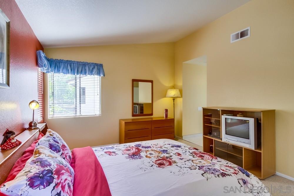 Detail Gallery Image 19 of 24 For 13354  Benchley Rd, San Diego,  CA 92130 - 4 Beds | 3 Baths