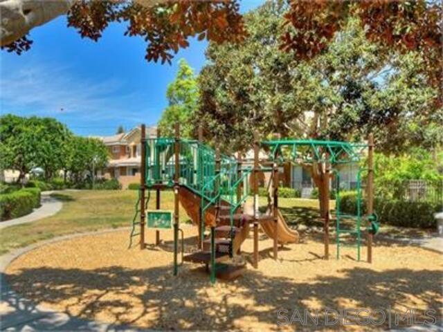 Detail Gallery Image 7 of 9 For 2191  Cabo Bahia, Chula Vista,  CA 91914 - 2 Beds | 2 Baths