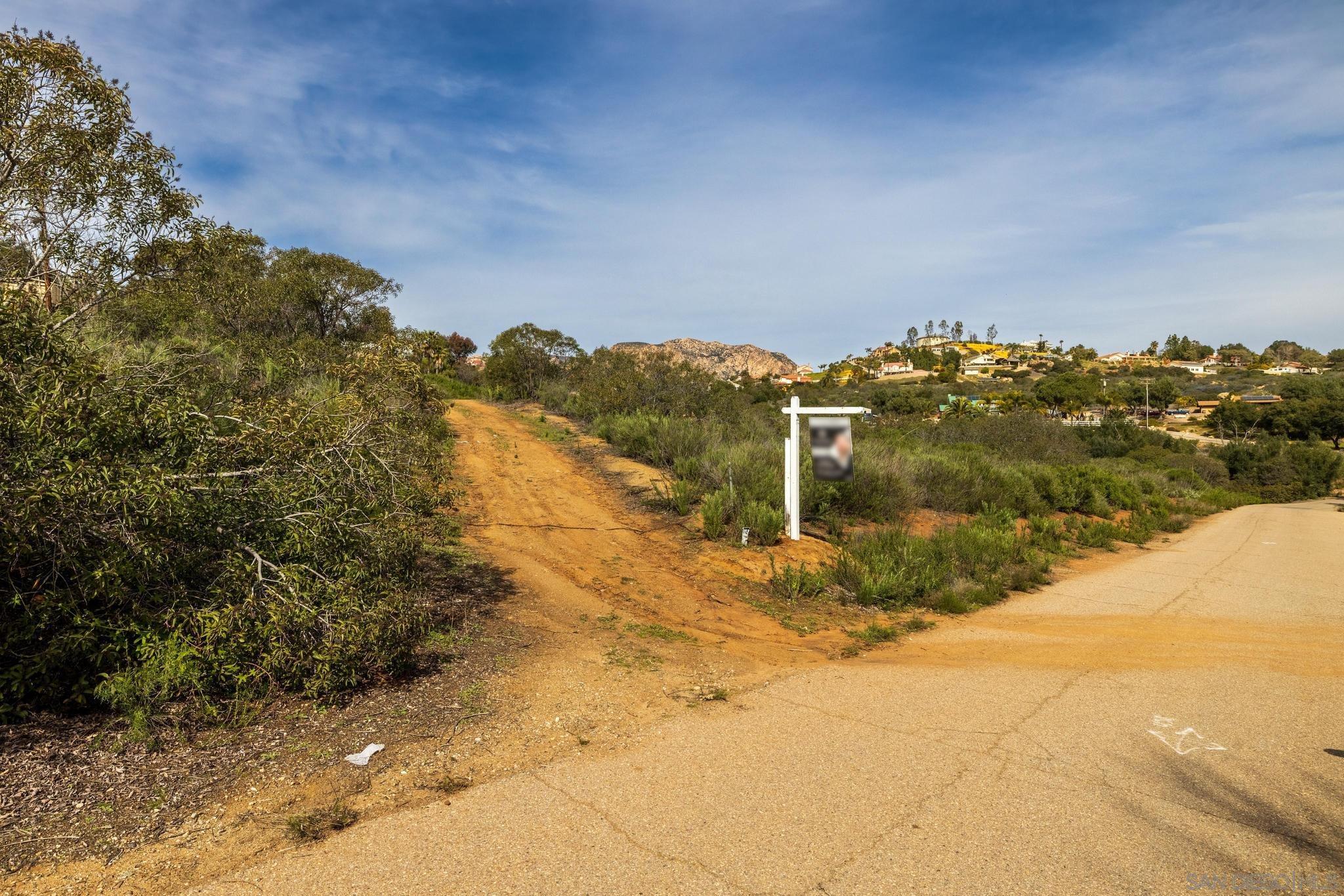 Detail Gallery Image 13 of 22 For , El Cajon,  CA 92021 - – Beds | – Baths