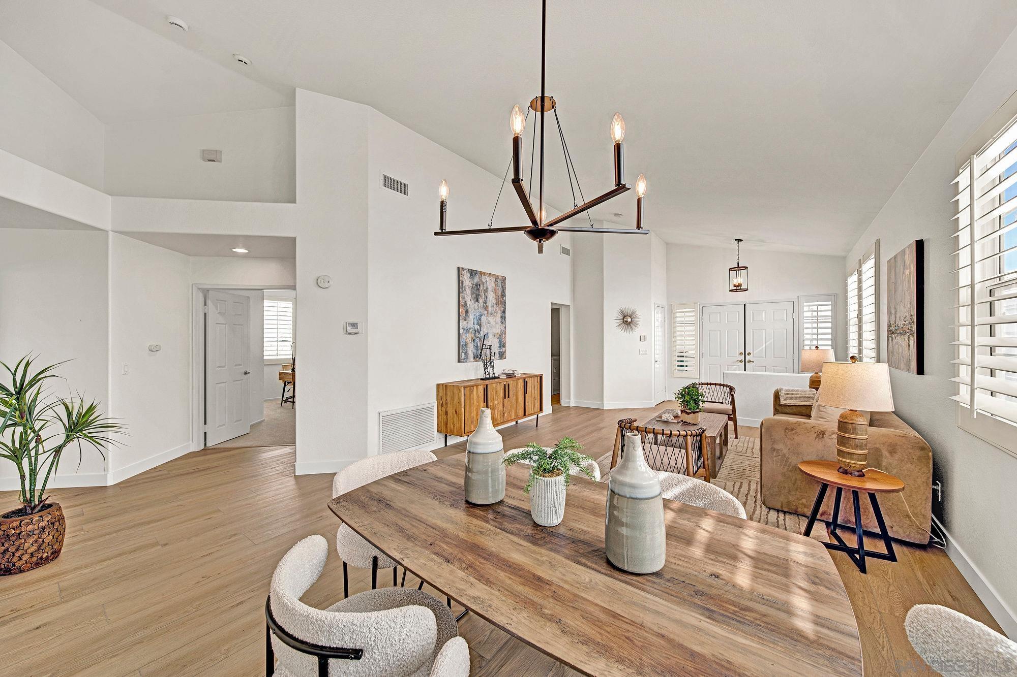 Detail Gallery Image 4 of 58 For 6055  Dassia Way, Oceanside,  CA 92056 - 3 Beds | 2 Baths