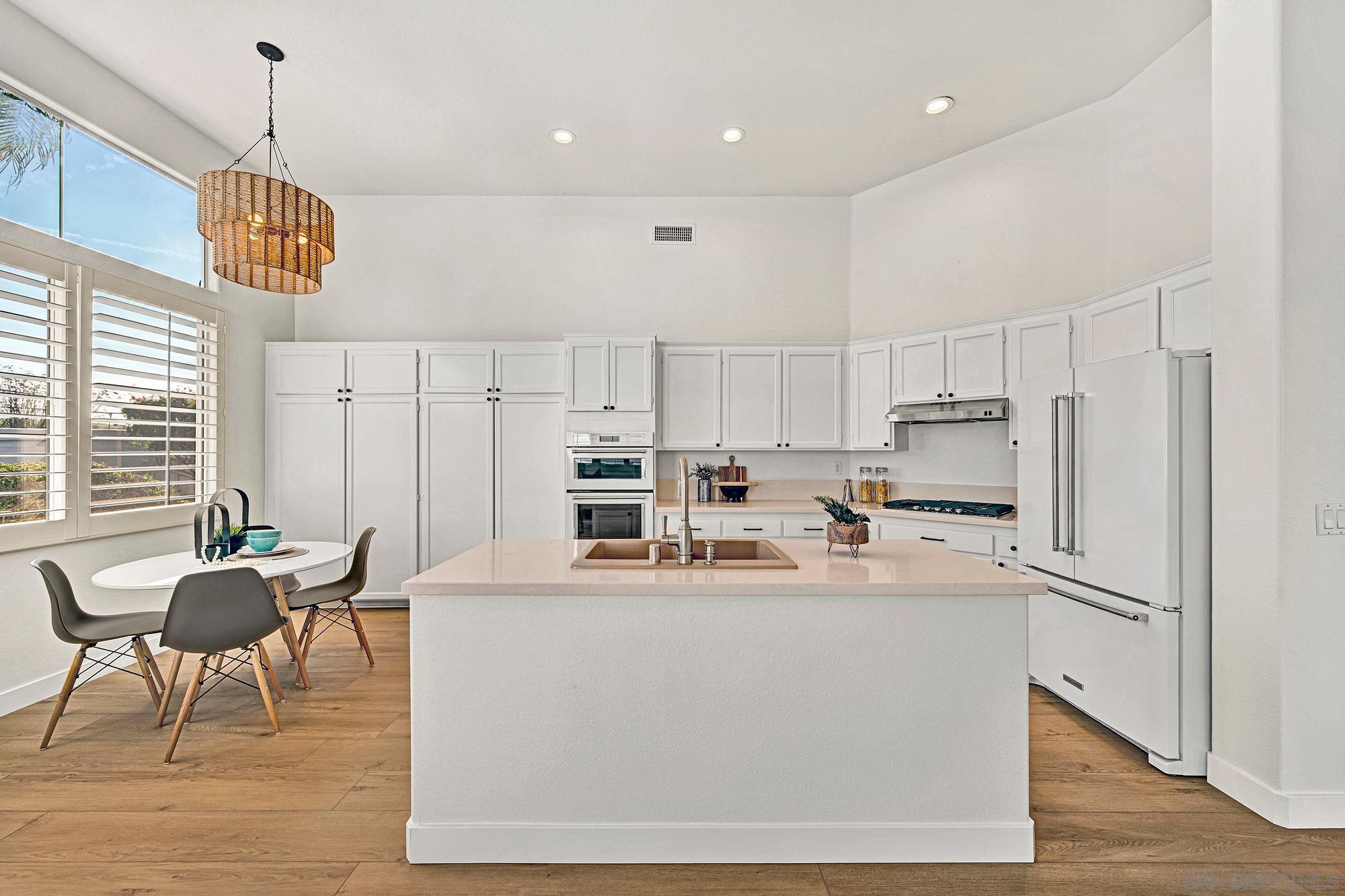 Detail Gallery Image 9 of 58 For 6055  Dassia Way, Oceanside,  CA 92056 - 3 Beds | 2 Baths