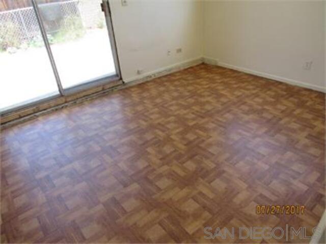 Detail Gallery Image 4 of 8 For 5120  Roswell St, San Diego,  CA 92114 - 3 Beds | 1 Baths