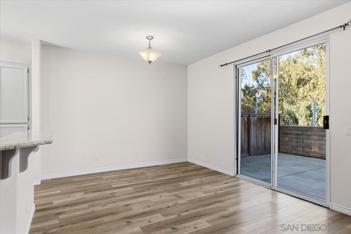 Detail Gallery Image 11 of 37 For 16156  Avenida Venusto  #2,  San Diego,  CA 92128 - 3 Beds | 2/1 Baths