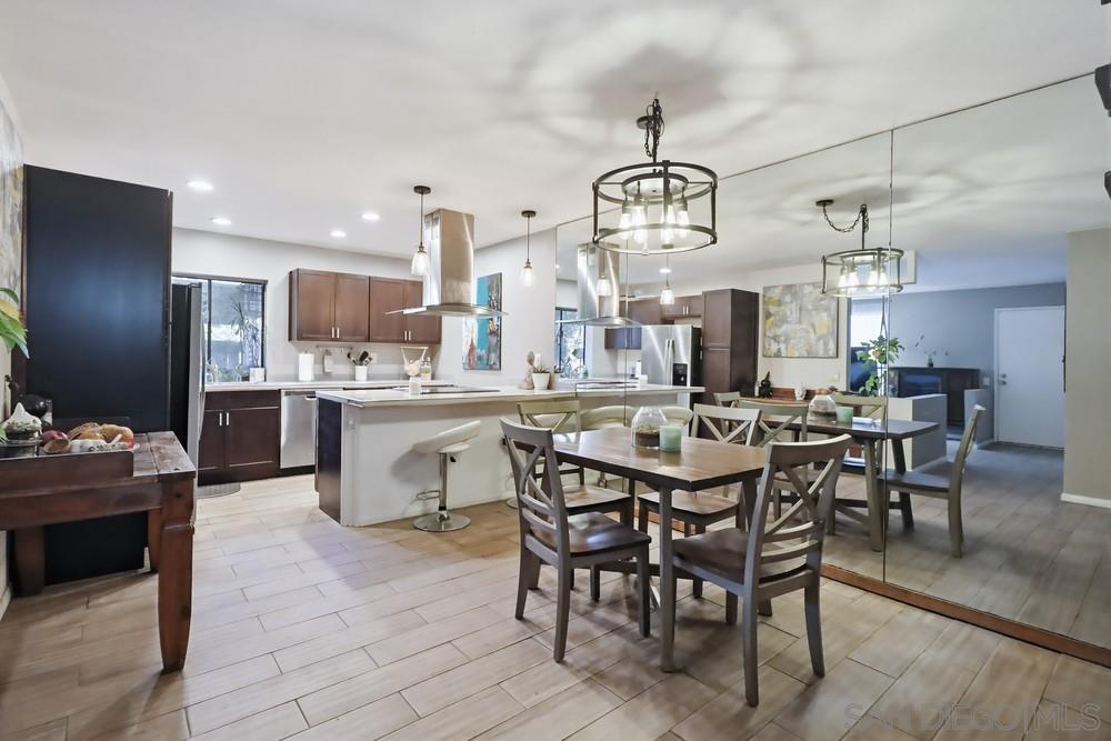 Detail Gallery Image 15 of 41 For 10781  Caminito Bravura, San Diego,  CA 92108 - 4 Beds | 2 Baths