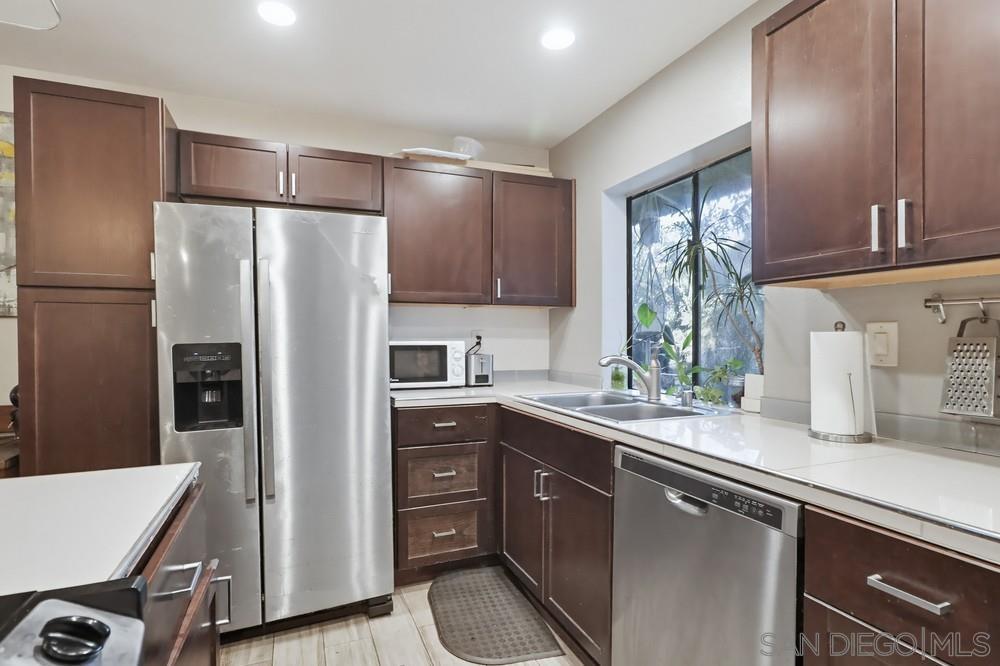 Detail Gallery Image 21 of 41 For 10781  Caminito Bravura, San Diego,  CA 92108 - 4 Beds | 2 Baths