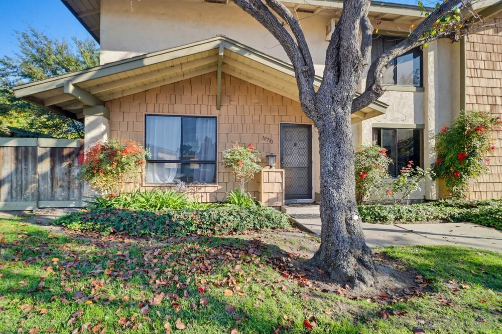 Detail Gallery Image 4 of 41 For 10781  Caminito Bravura, San Diego,  CA 92108 - 4 Beds | 2 Baths