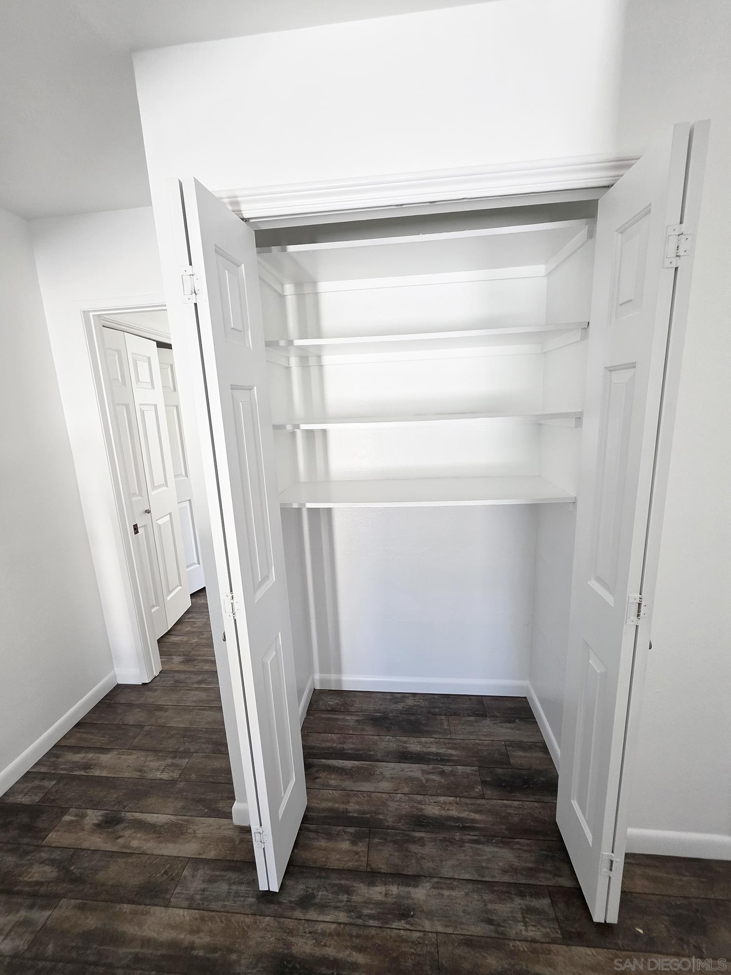 Detail Gallery Image 18 of 29 For 2230  Ledgeview Ln, Spring Valley,  CA 91977 - 4 Beds | 2 Baths