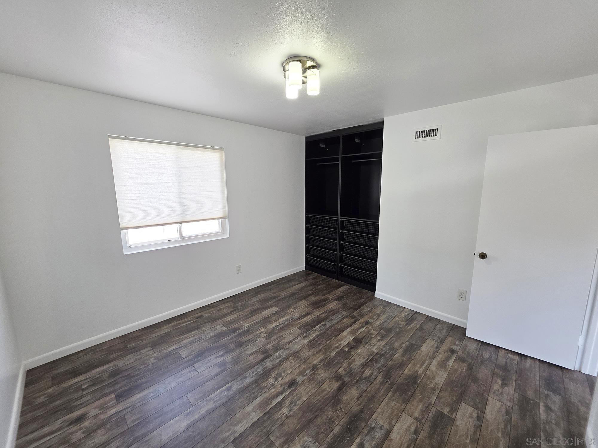 Detail Gallery Image 23 of 29 For 2230  Ledgeview Ln, Spring Valley,  CA 91977 - 4 Beds | 2 Baths