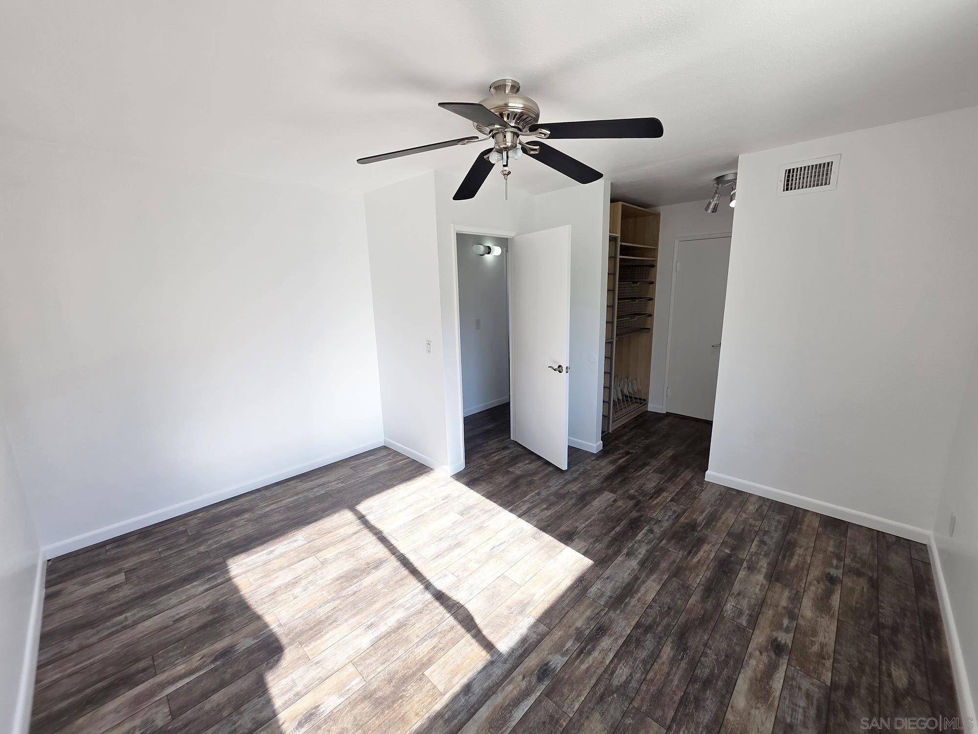 Detail Gallery Image 27 of 29 For 2230  Ledgeview Ln, Spring Valley,  CA 91977 - 4 Beds | 2 Baths