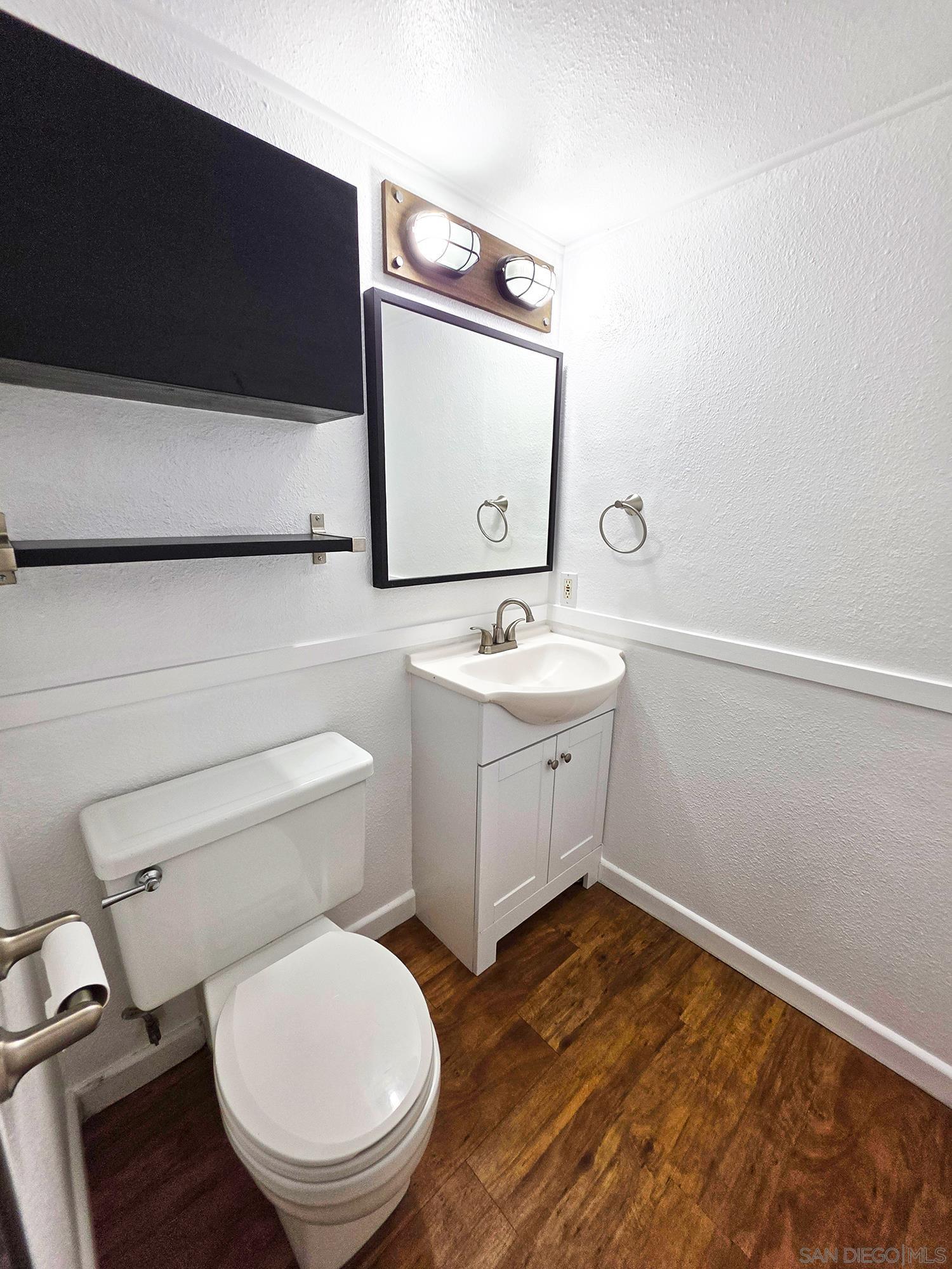 Detail Gallery Image 7 of 29 For 2230  Ledgeview Ln, Spring Valley,  CA 91977 - 4 Beds | 2 Baths