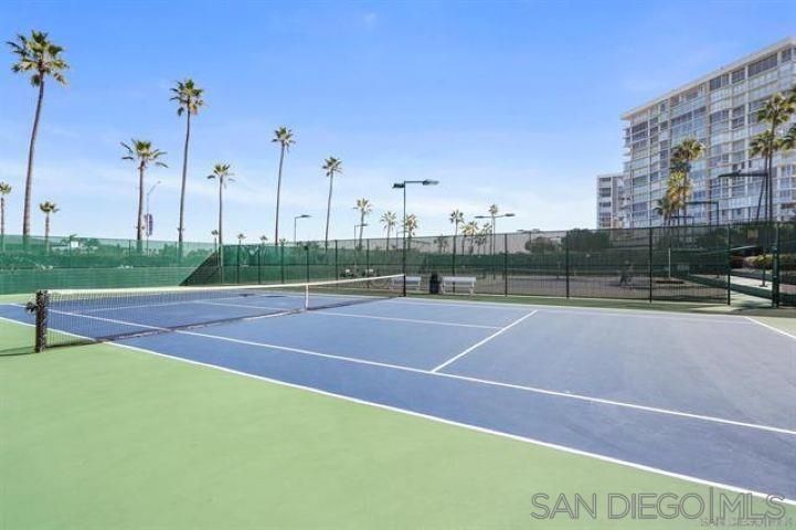 Detail Gallery Image 10 of 11 For 1720  Avenida Del Mundo  602, Coronado,  CA 92118 - 2 Beds | 2 Baths