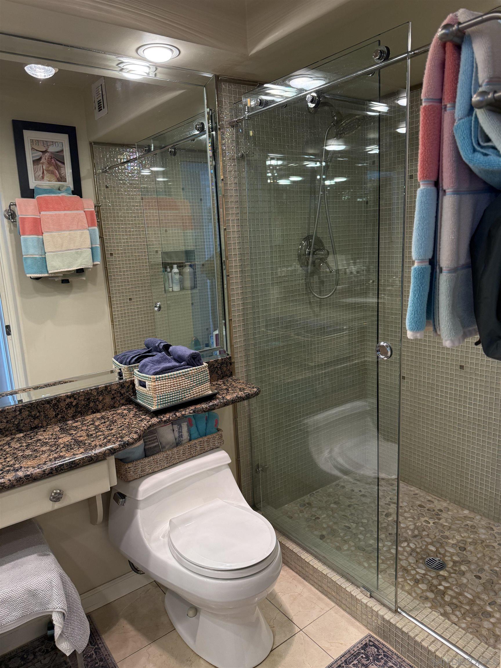 Detail Gallery Image 12 of 17 For 1770 Avenida De  Avenida Del Mundo  1210, Coronado,  CA 92118 - 2 Beds | 2 Baths