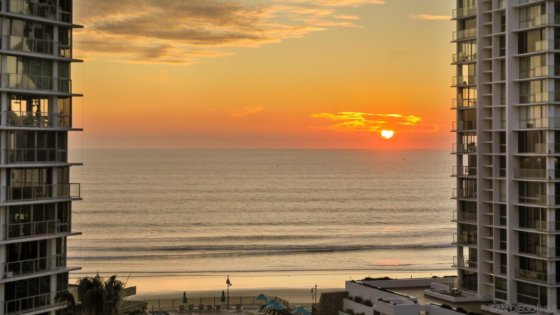 Detail Gallery Image 4 of 12 For 1770 Avenida De  Avenida Del Mundo  1210, Coronado,  CA 92118 - 2 Beds | 2 Baths