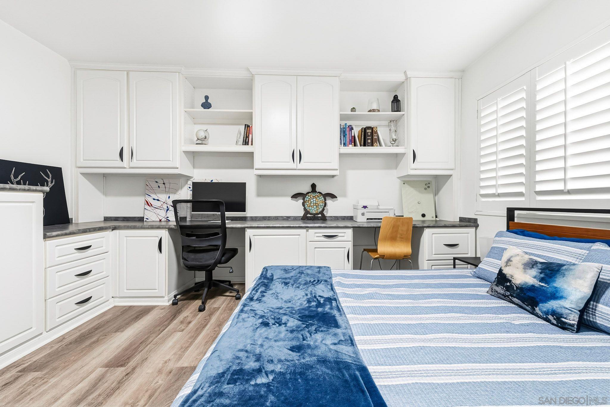 Detail Gallery Image 18 of 26 For 1828  Linwood St  #1,  San Diego,  CA 92110 - 2 Beds | 2 Baths