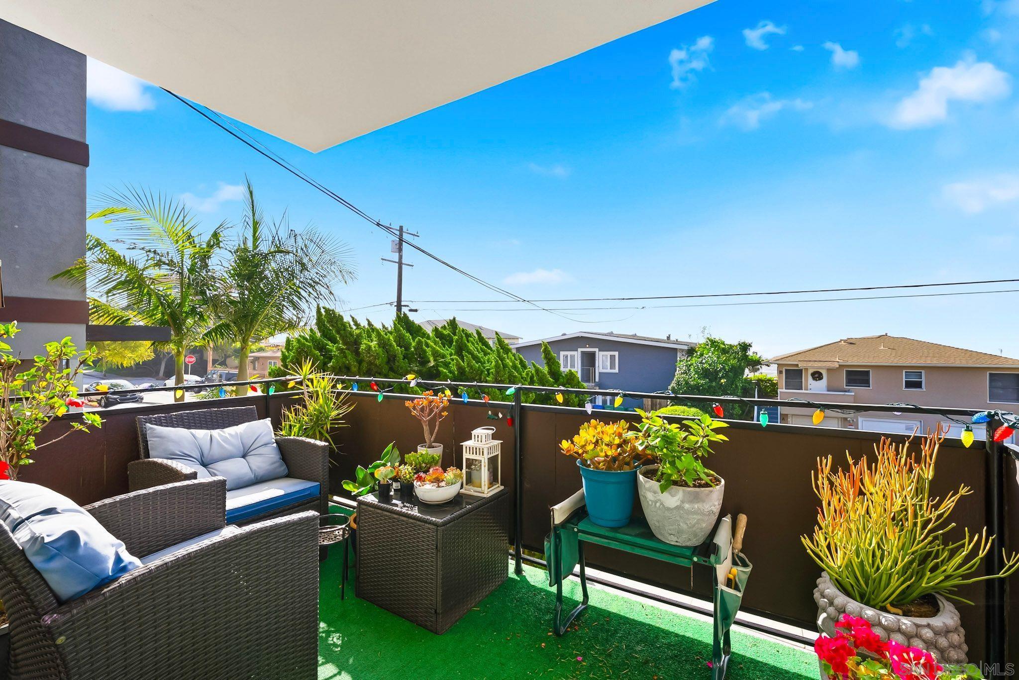 Detail Gallery Image 23 of 26 For 1828  Linwood St  #1,  San Diego,  CA 92110 - 2 Beds | 2 Baths