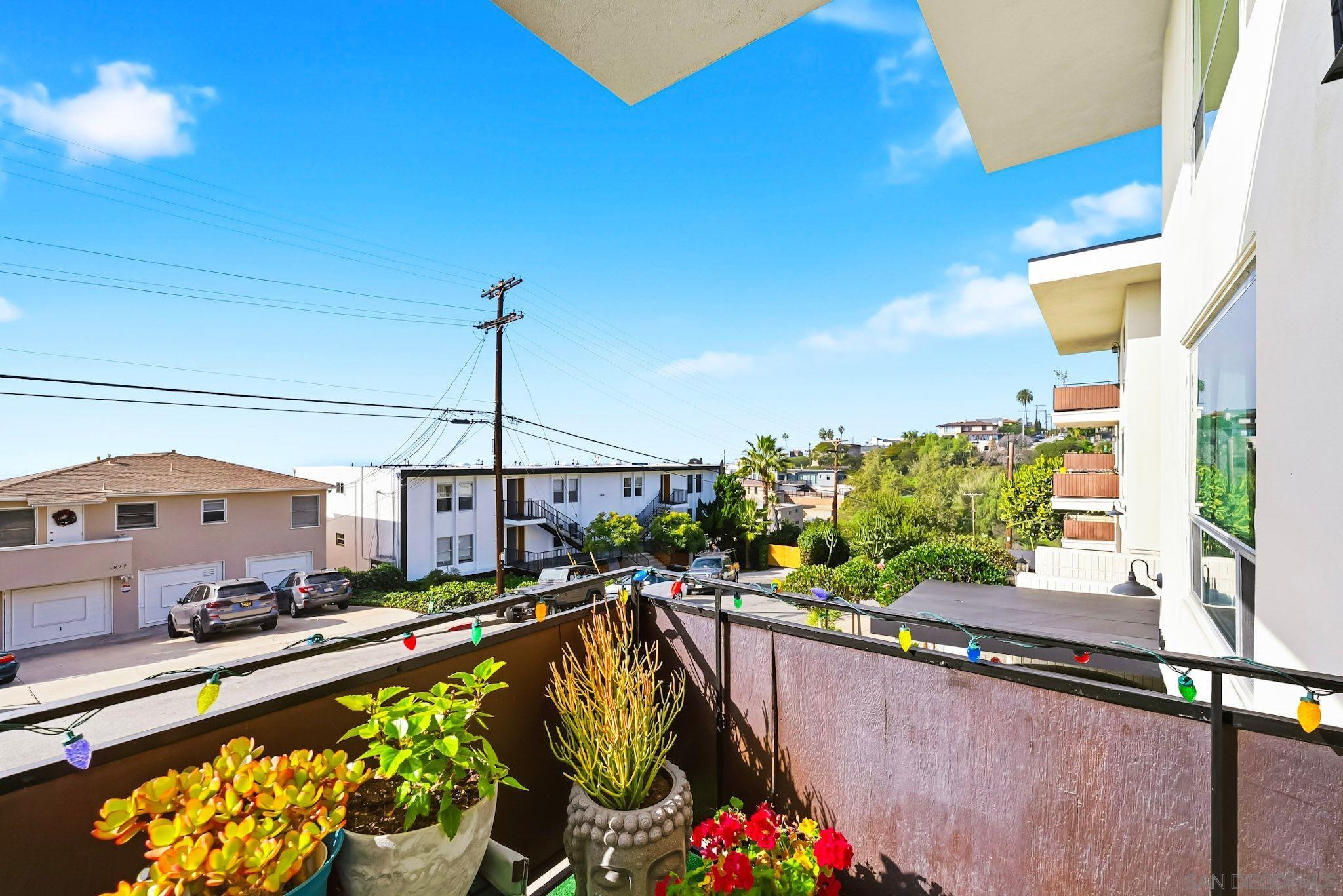 Detail Gallery Image 24 of 26 For 1828  Linwood St  #1,  San Diego,  CA 92110 - 2 Beds | 2 Baths