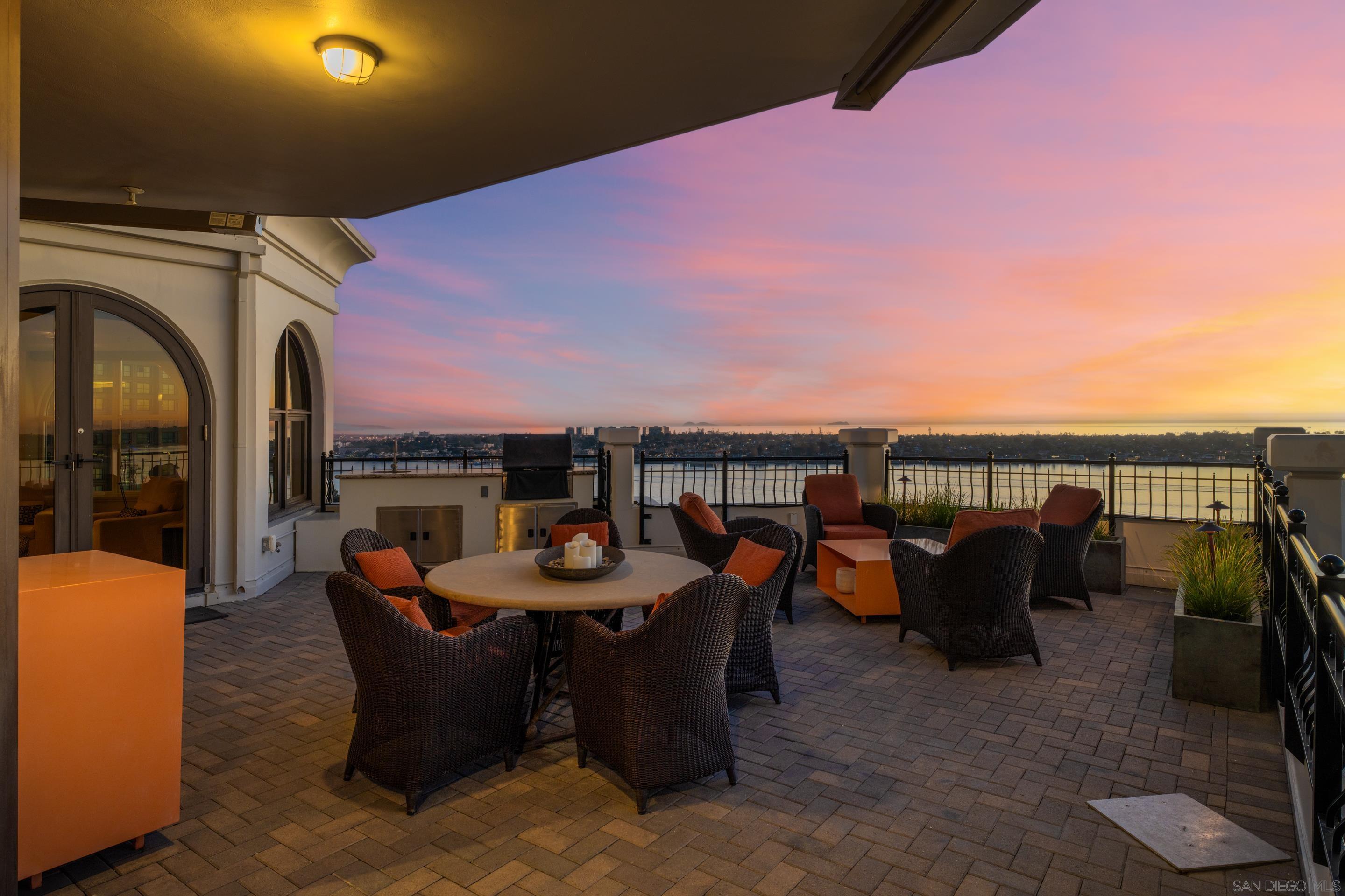 Detail Gallery Image 29 of 73 For 700 W Harbor Dr  #2202,  San Diego,  CA 92101 - 4 Beds | 3/1 Baths