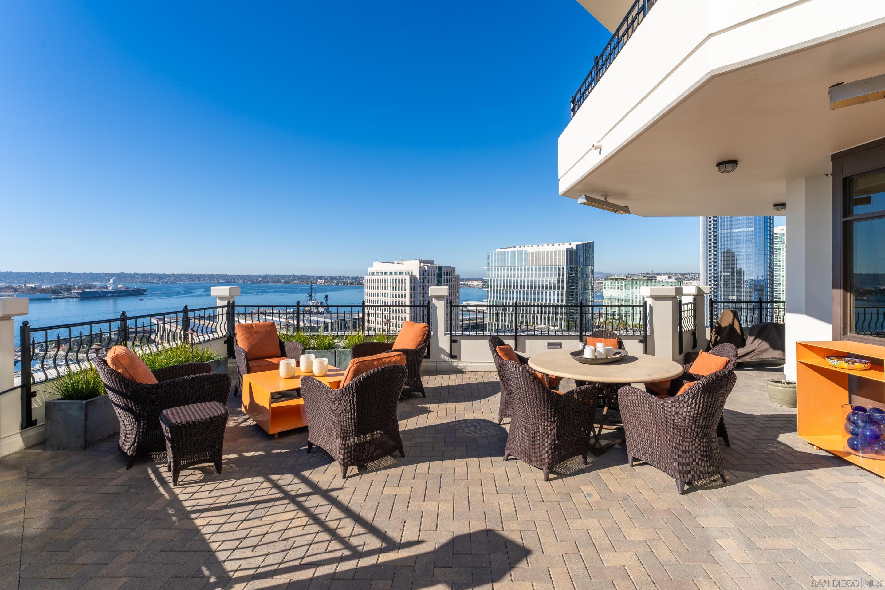 Detail Gallery Image 34 of 73 For 700 W Harbor Dr  #2202,  San Diego,  CA 92101 - 4 Beds | 3/1 Baths