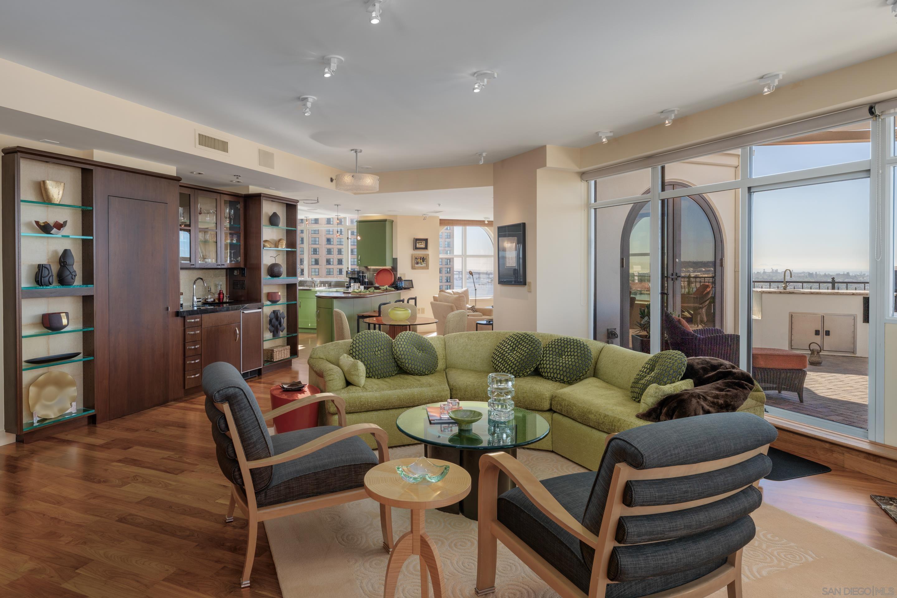 Detail Gallery Image 39 of 73 For 700 W Harbor Dr  #2202,  San Diego,  CA 92101 - 4 Beds | 3/1 Baths