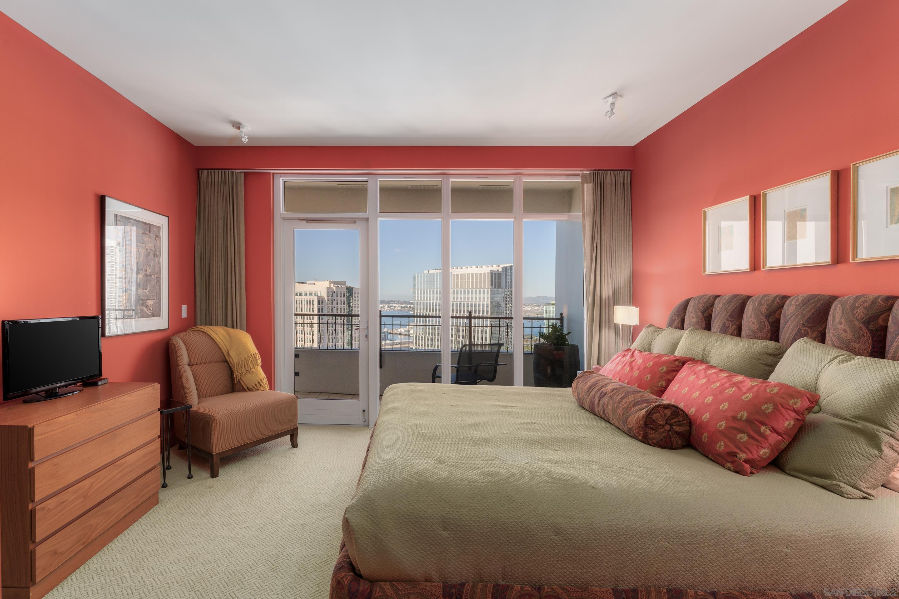 Detail Gallery Image 49 of 73 For 700 W Harbor Dr  #2202,  San Diego,  CA 92101 - 4 Beds | 3/1 Baths