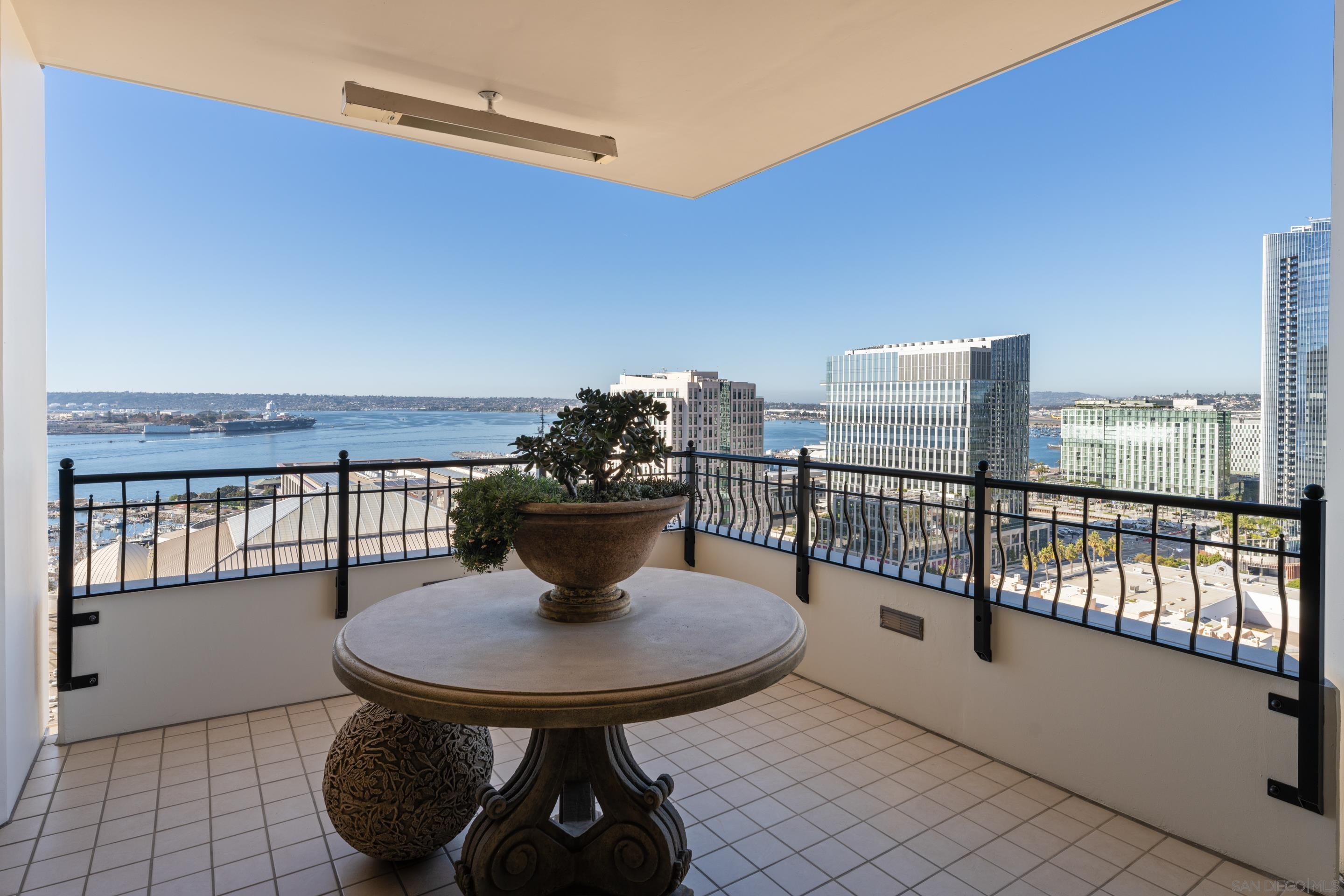 Detail Gallery Image 56 of 73 For 700 W Harbor Dr  #2202,  San Diego,  CA 92101 - 4 Beds | 3/1 Baths