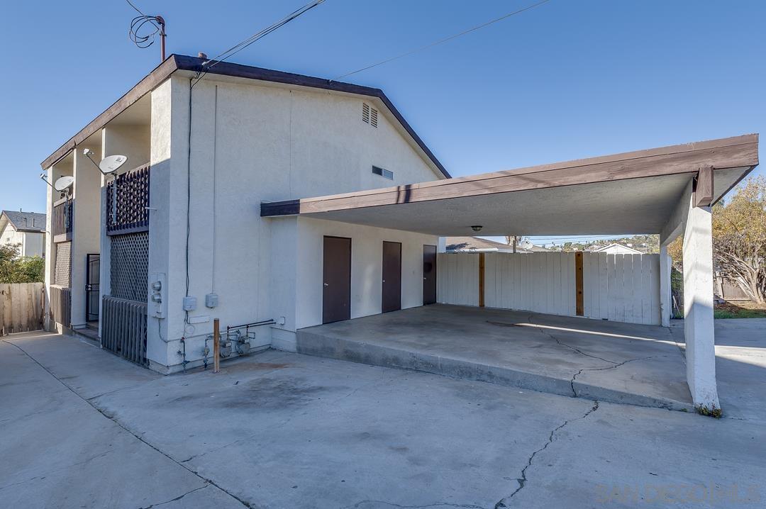 Detail Gallery Image 2 of 20 For 948  Gillespie Dr, Spring Valley,  CA 91977 - – Beds | – Baths