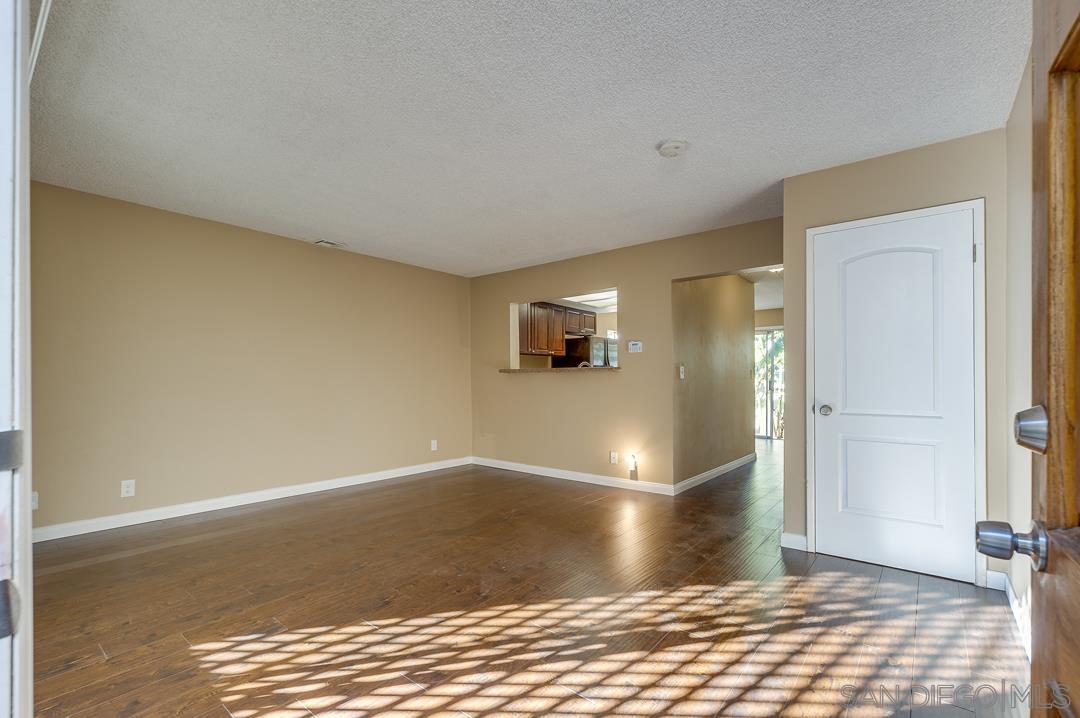 Detail Gallery Image 11 of 20 For 948  Gillespie Dr, Spring Valley,  CA 91977 - – Beds | – Baths