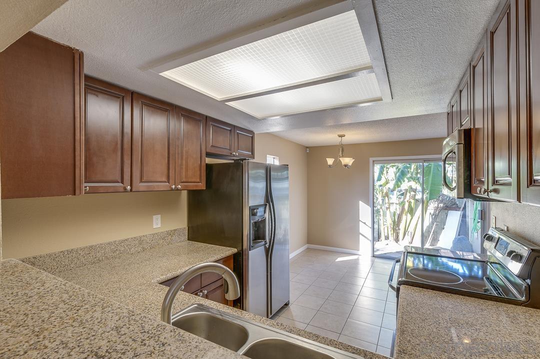 Detail Gallery Image 14 of 20 For 948  Gillespie Dr, Spring Valley,  CA 91977 - – Beds | – Baths