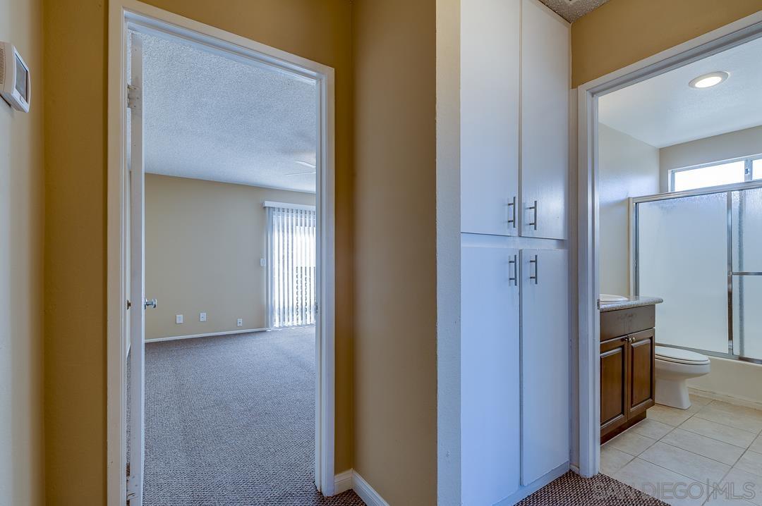 Detail Gallery Image 5 of 20 For 948  Gillespie Dr, Spring Valley,  CA 91977 - – Beds | – Baths