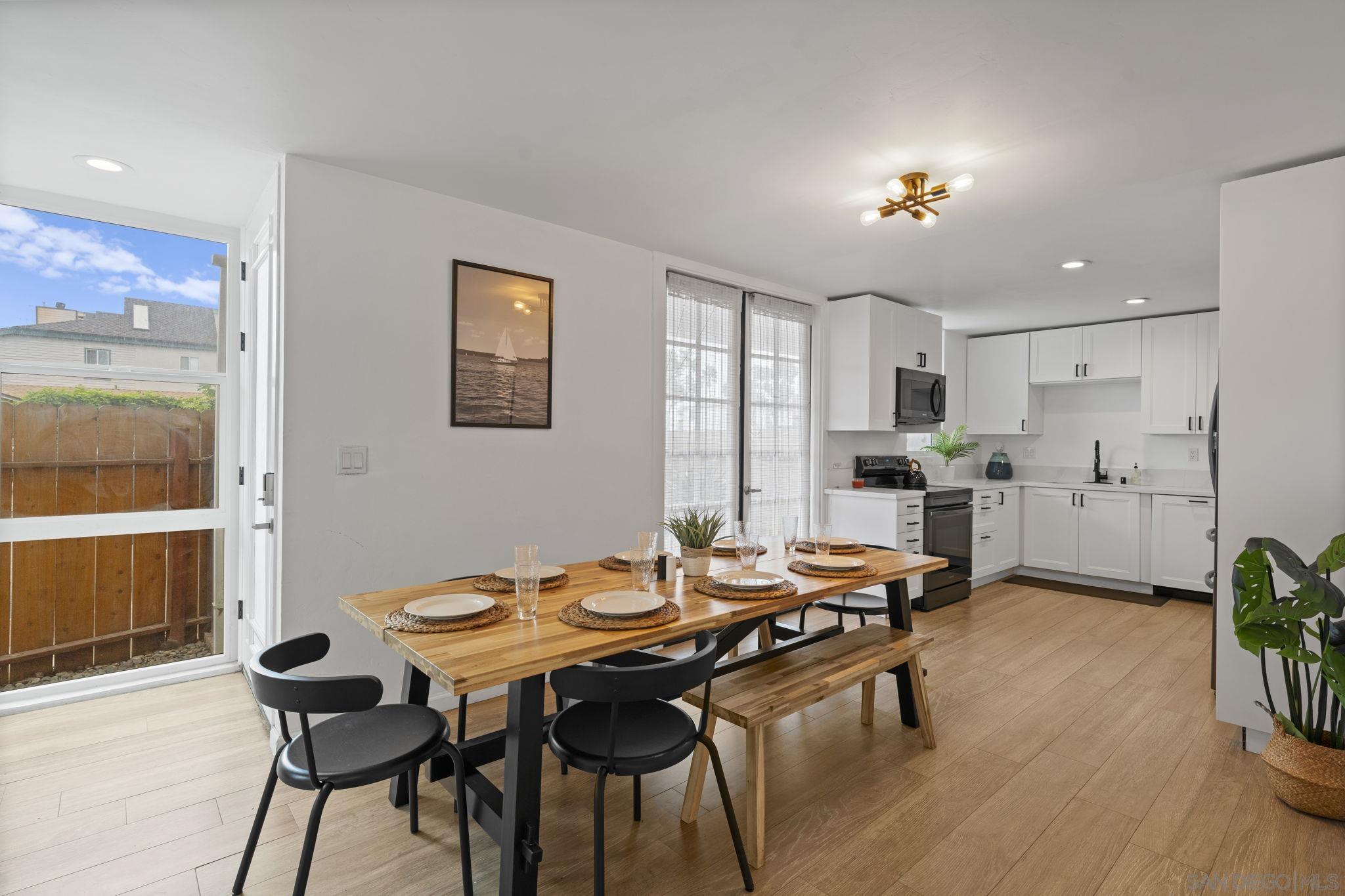 Detail Gallery Image 19 of 25 For 2735  Mission Blvd, San Diego,  CA 92109 - 2 Beds | 2 Baths