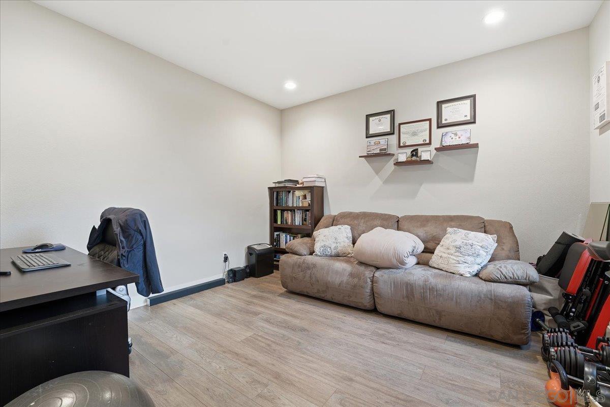 Detail Gallery Image 28 of 37 For 4321  Star Path Way  #3,  Oceanside,  CA 92056 - 3 Beds | 2/1 Baths