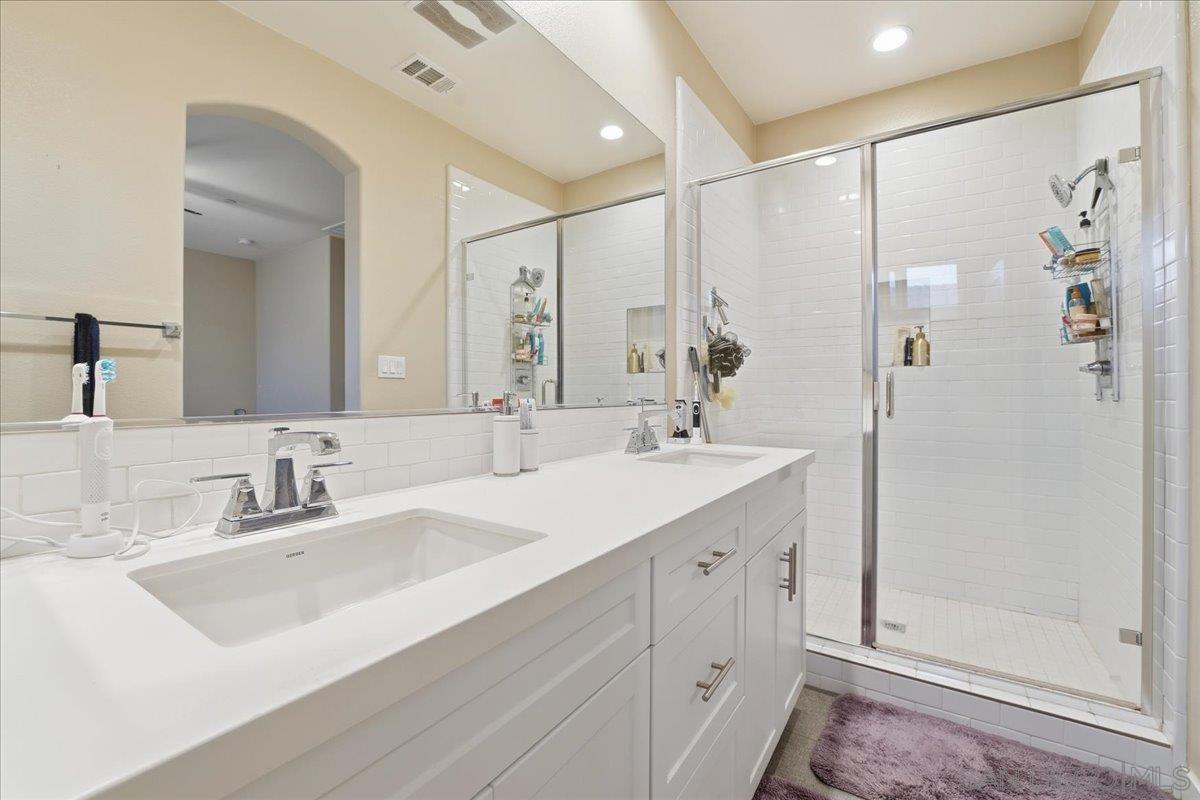 Detail Gallery Image 36 of 37 For 4321  Star Path Way  #3,  Oceanside,  CA 92056 - 3 Beds | 2/1 Baths