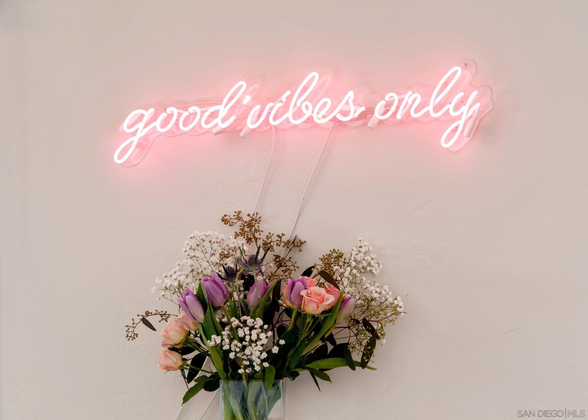 Detail Gallery Image 13 of 44 For 4258  Summit Drive, La Mesa,  CA 91941 - 3 Beds | 2/1 Baths