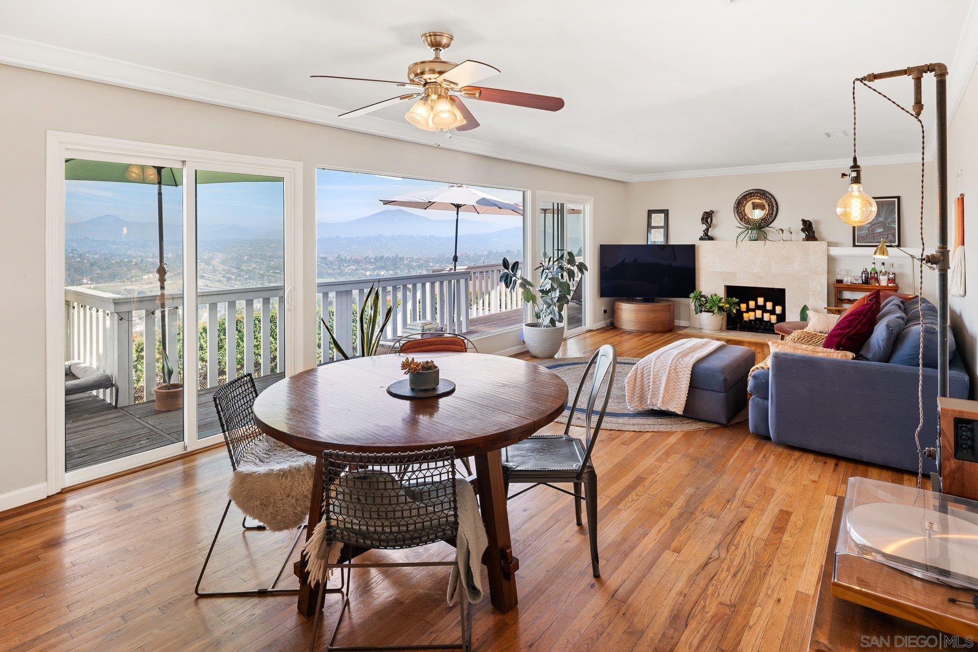 Detail Gallery Image 16 of 42 For 4258  Summit Drive, La Mesa,  CA 91941 - 3 Beds | 2/1 Baths