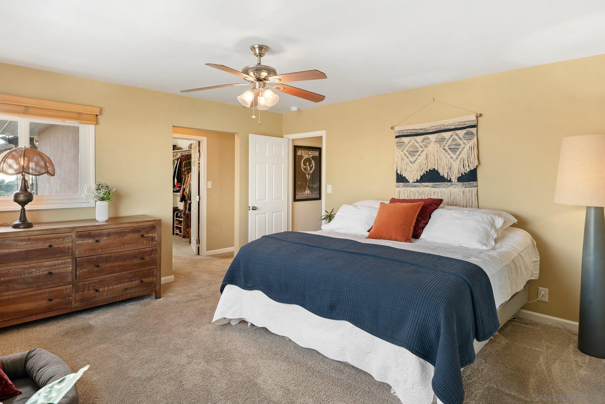 Detail Gallery Image 31 of 44 For 4258  Summit Drive, La Mesa,  CA 91941 - 3 Beds | 2/1 Baths