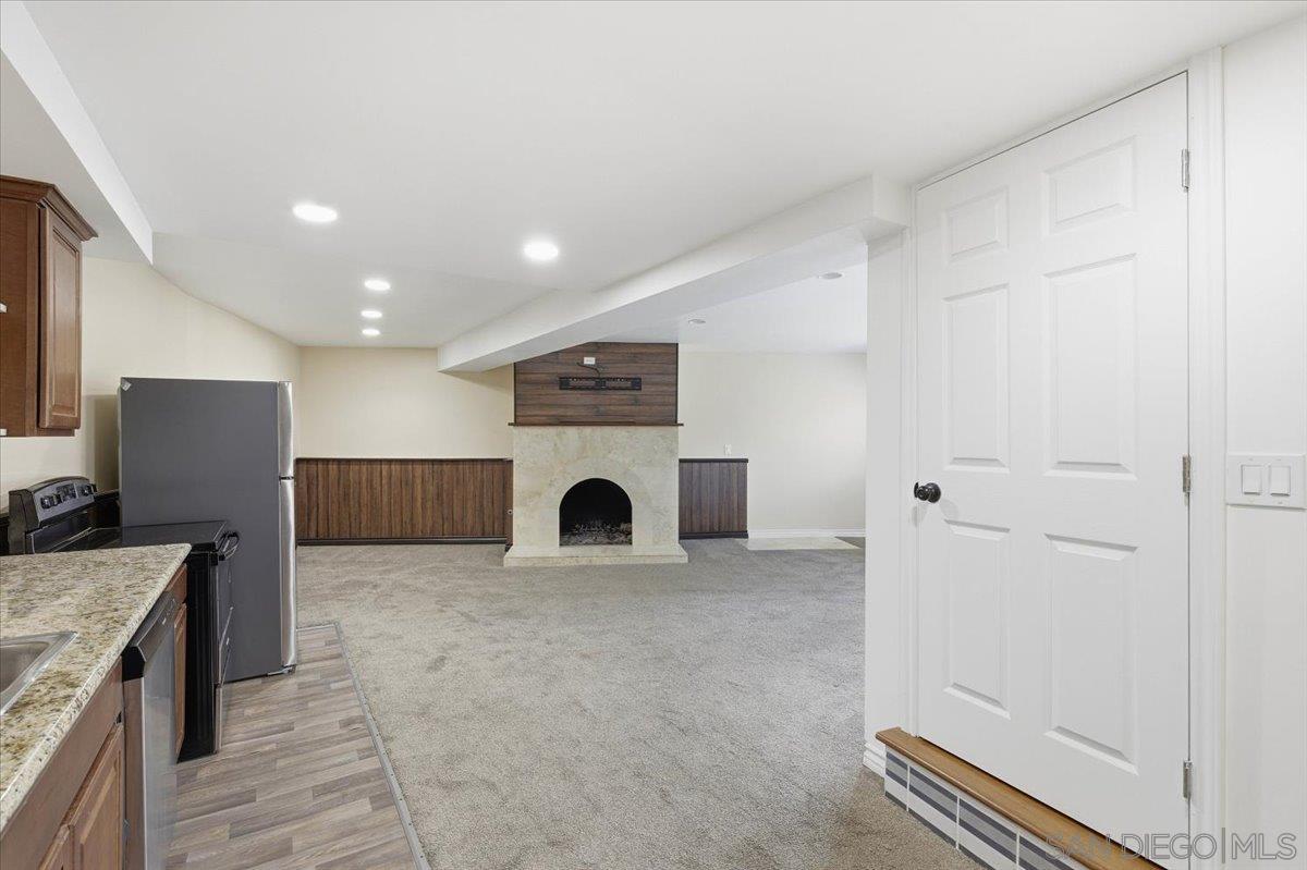 Detail Gallery Image 8 of 24 For 4341  Vista Way  a, La Mesa,  CA 91941 - 2 Beds | 1 Baths