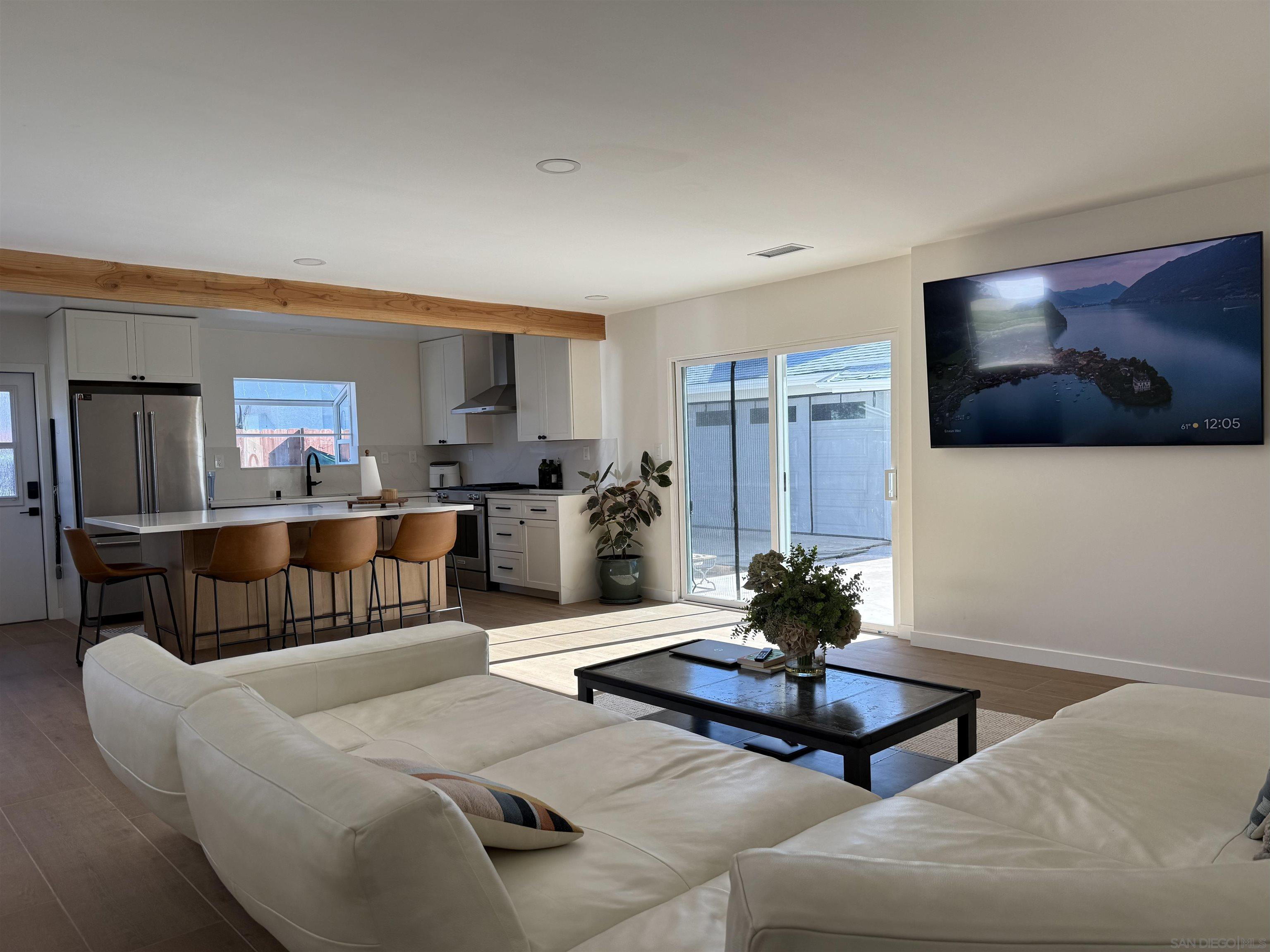 Front Image Thumbnail for SD250045850