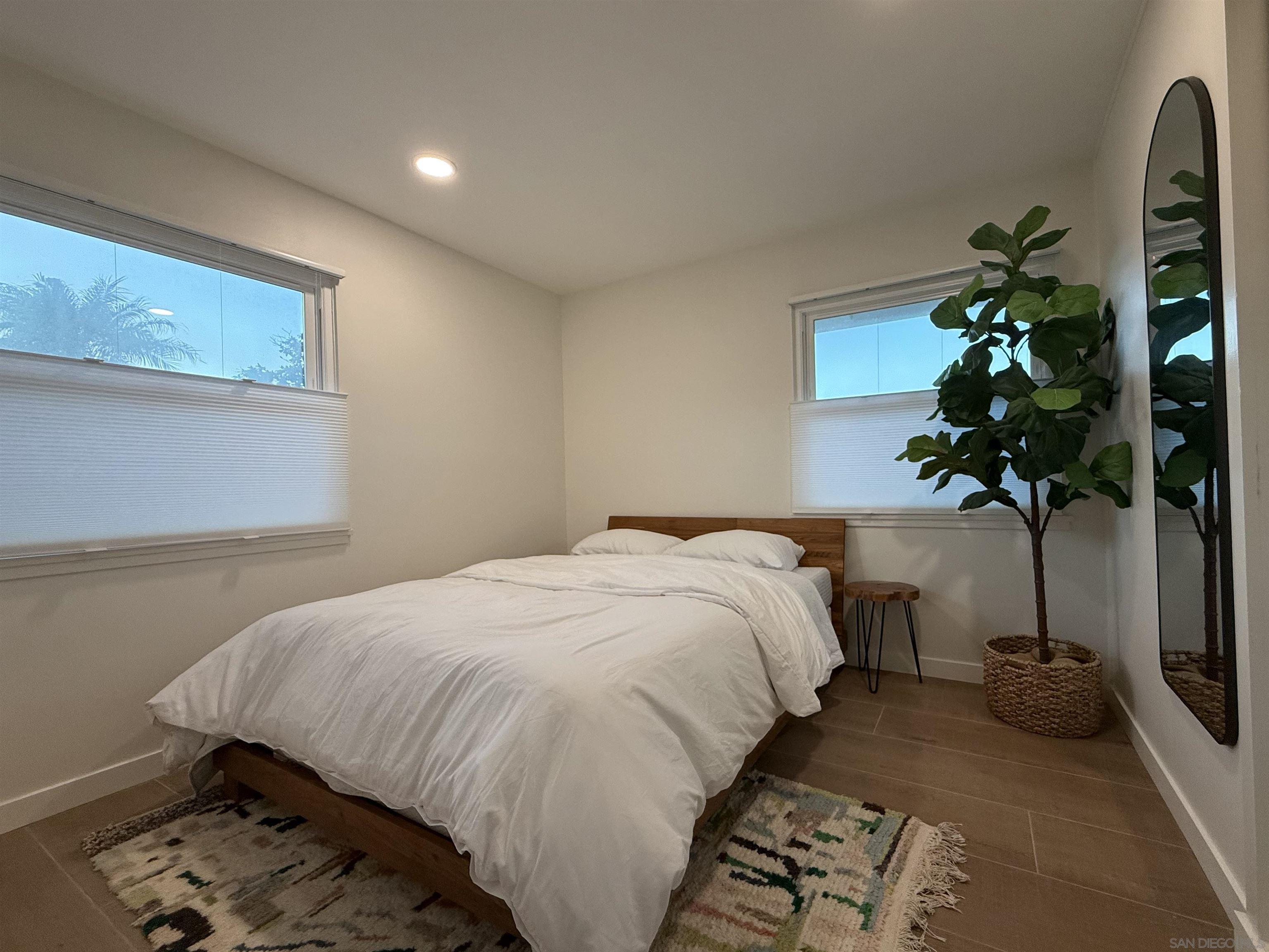 Detail Gallery Image 15 of 17 For 2949  Naugatuck Ave, San Diego,  CA 92117 - 3 Beds | 2 Baths