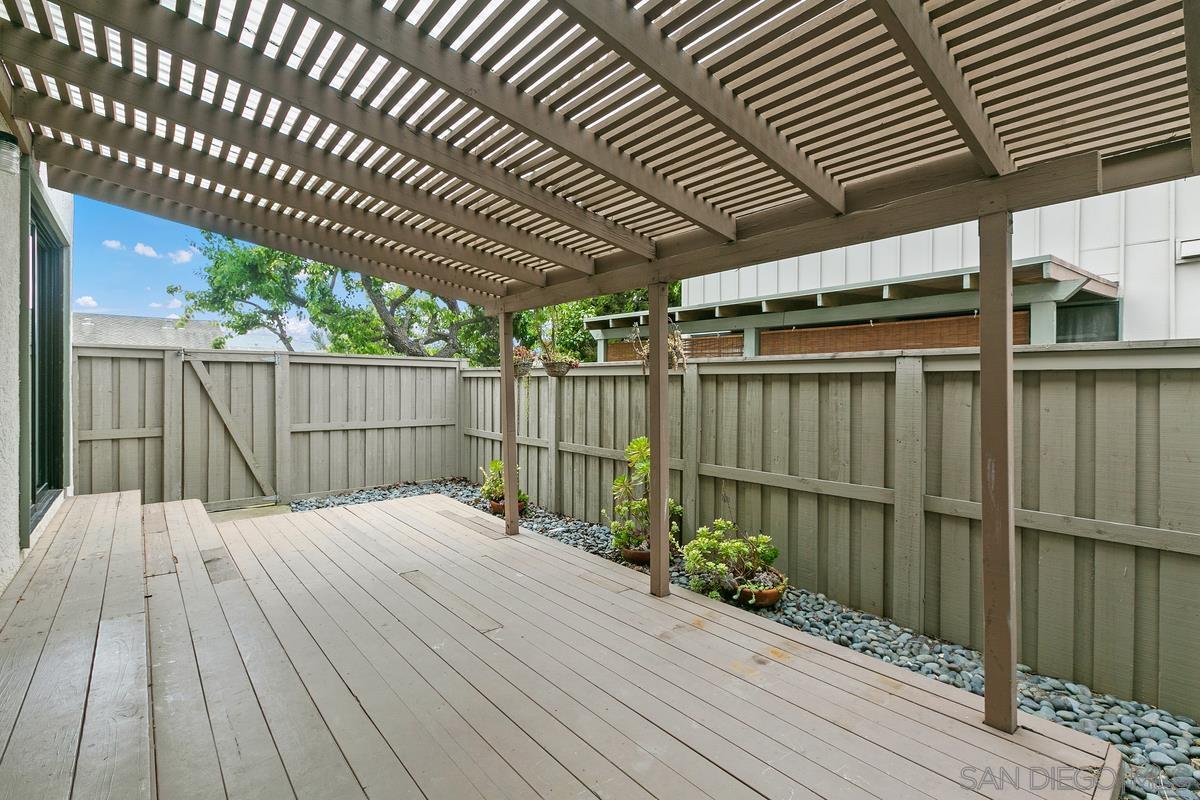 Detail Gallery Image 20 of 25 For 3338  Caminito Vasto, La Jolla,  CA 92037 - 3 Beds | 2/1 Baths