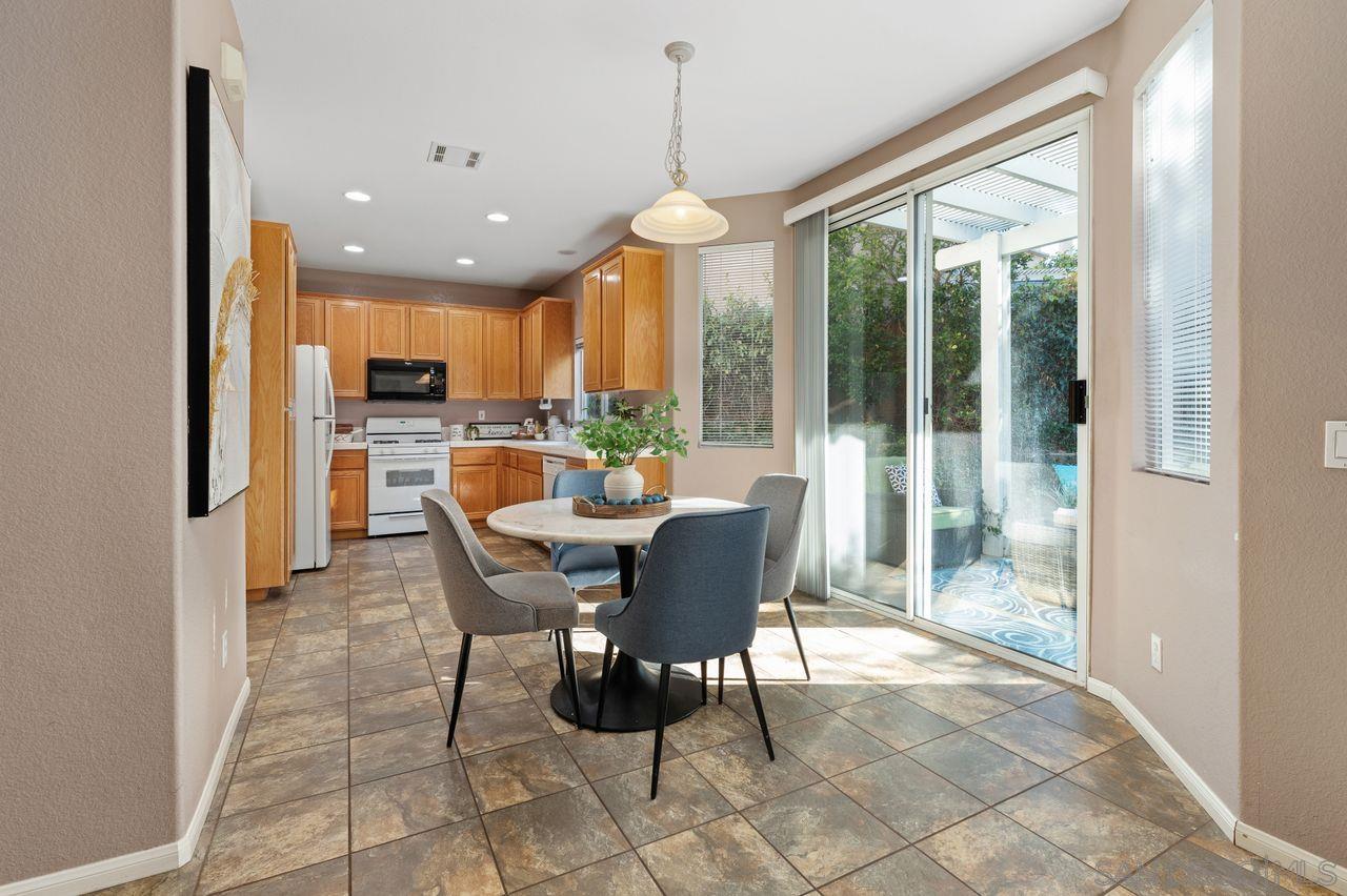 Detail Gallery Image 10 of 30 For 2975  River Shadow Ct, Alpine,  CA 91901 - 3 Beds | 2/1 Baths