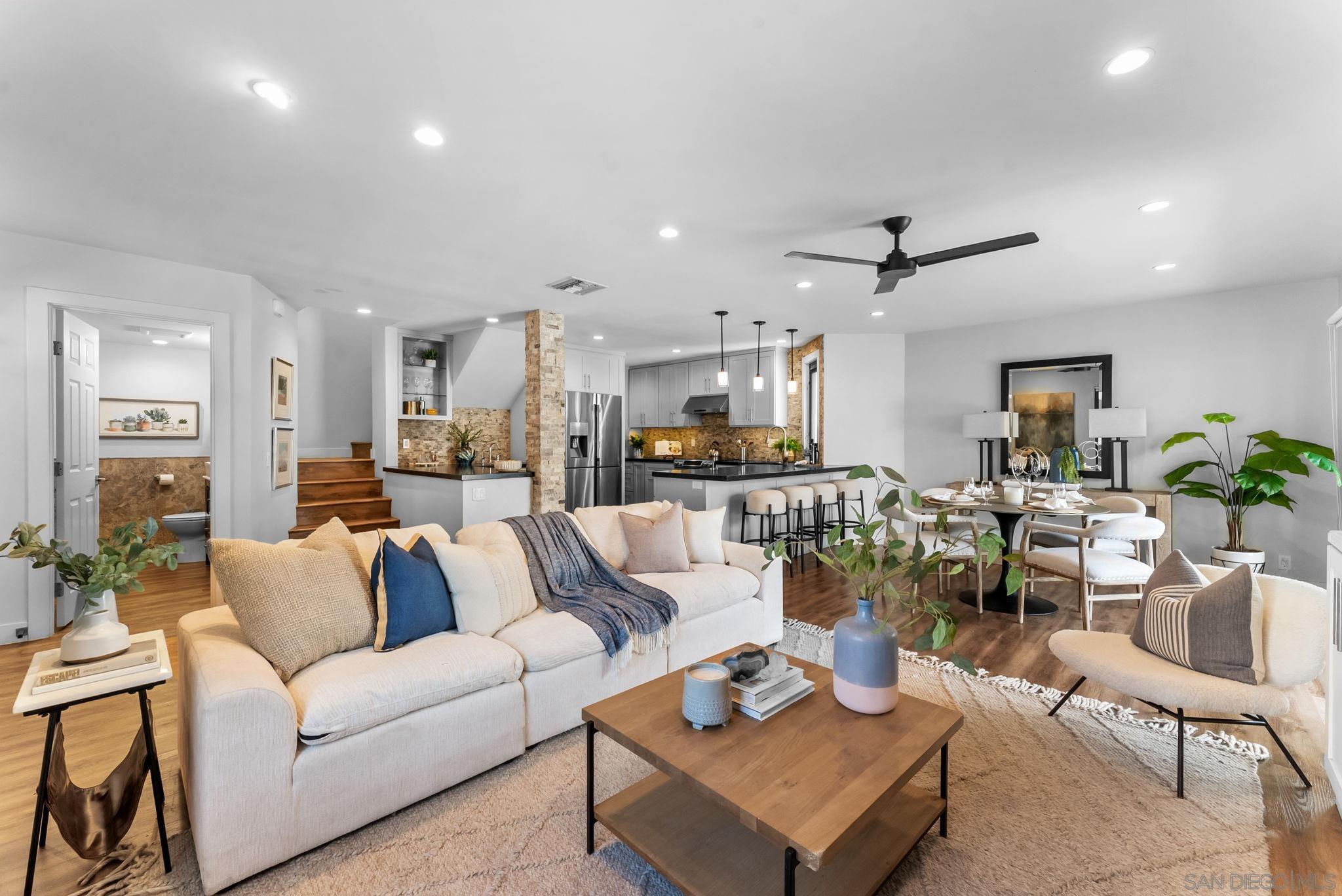 Detail Gallery Image 6 of 31 For 2264  Caminito Pajarito  #141,  San Diego,  CA 92107 - 2 Beds | 2/1 Baths