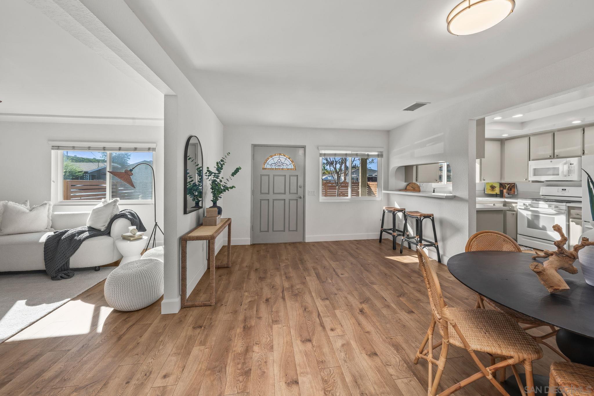 Detail Gallery Image 13 of 42 For 4741-45  Choctaw Drive, San Diego,  CA 92115 - – Beds | – Baths